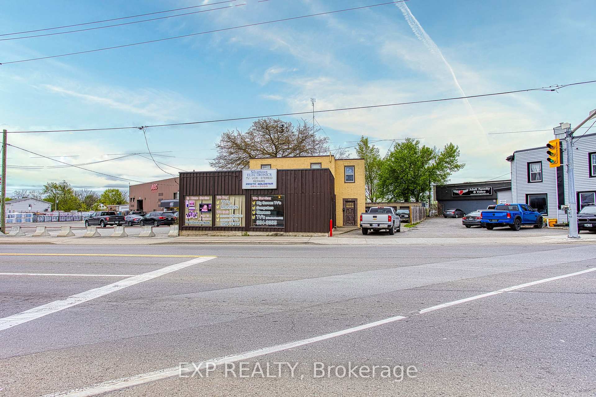 230 Welland Avenue, St. Catharines, ON L2R 2P5