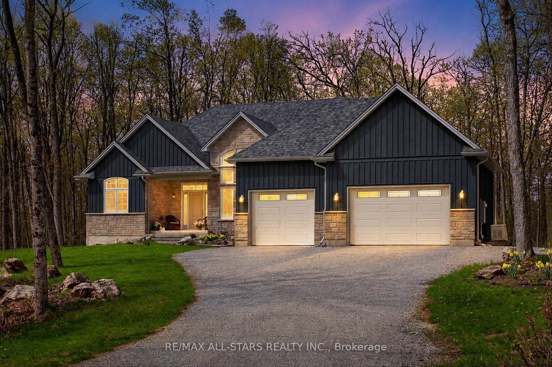 81 LAKELAND Avenue, Trent Lakes, ON K0L 1J0