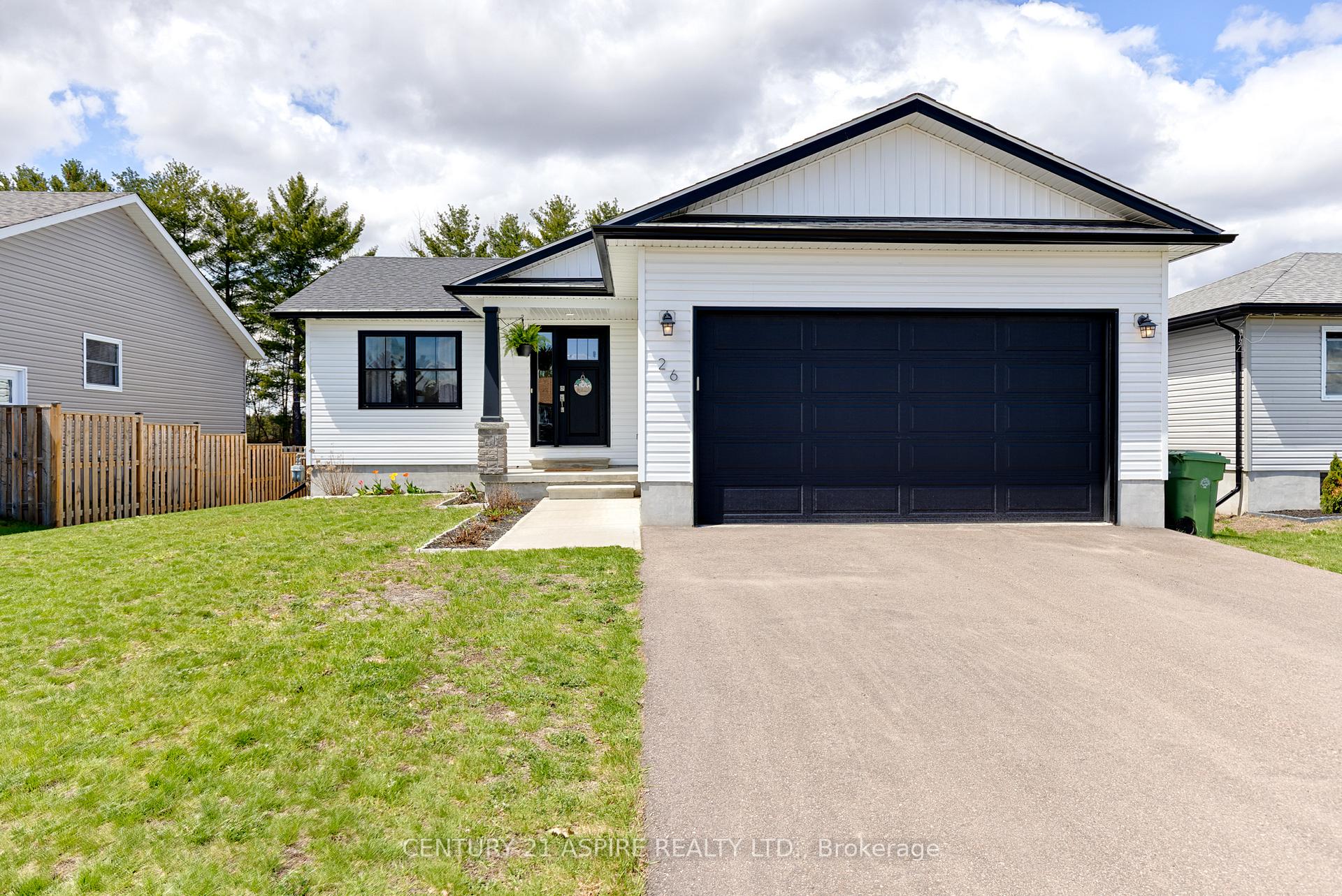 26 Terrance Drive, Petawawa, ON K8H 0H3