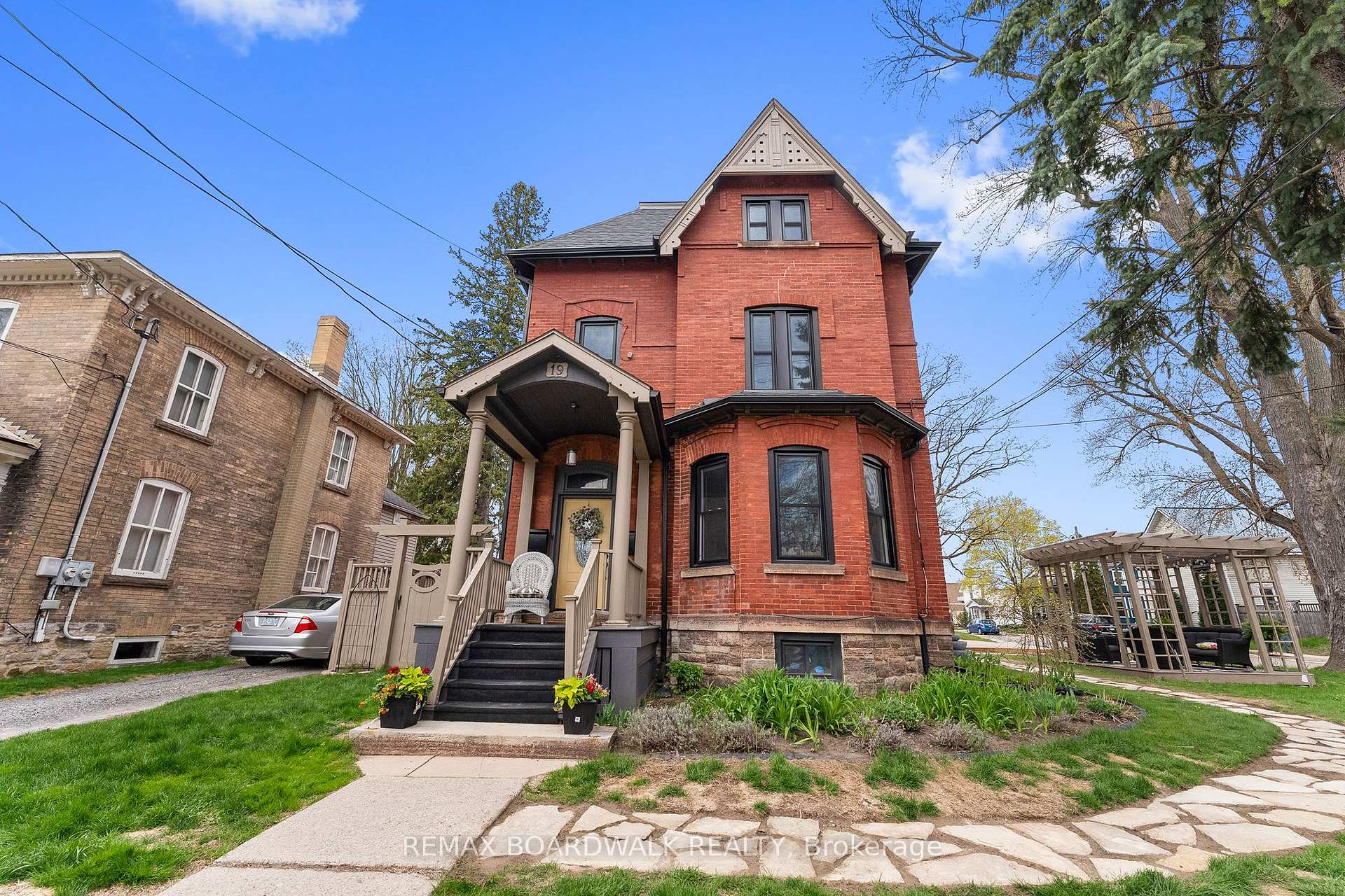 residential Property Image no.1
