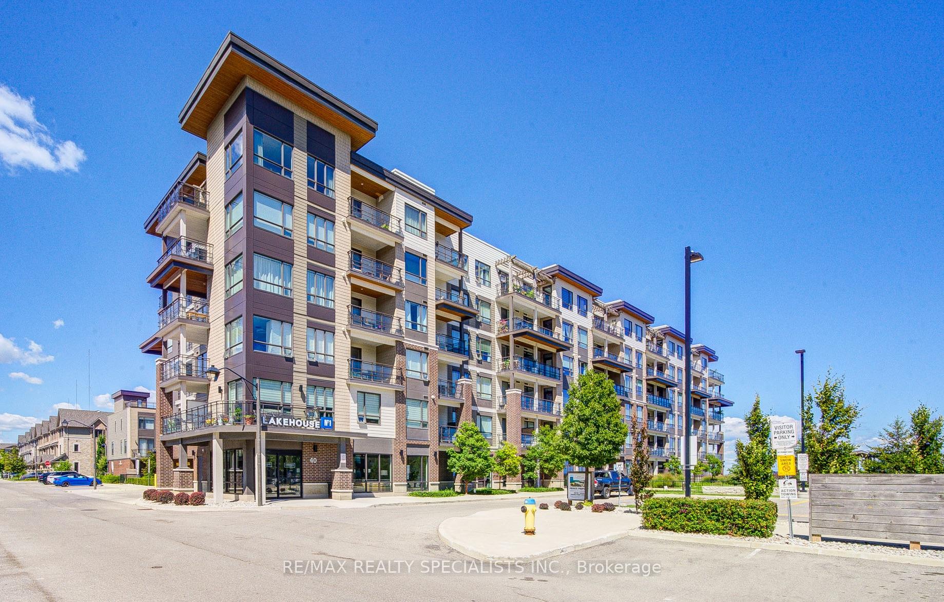 40 Esplanade Lane 407, Grimsby, ON L3M 0G9