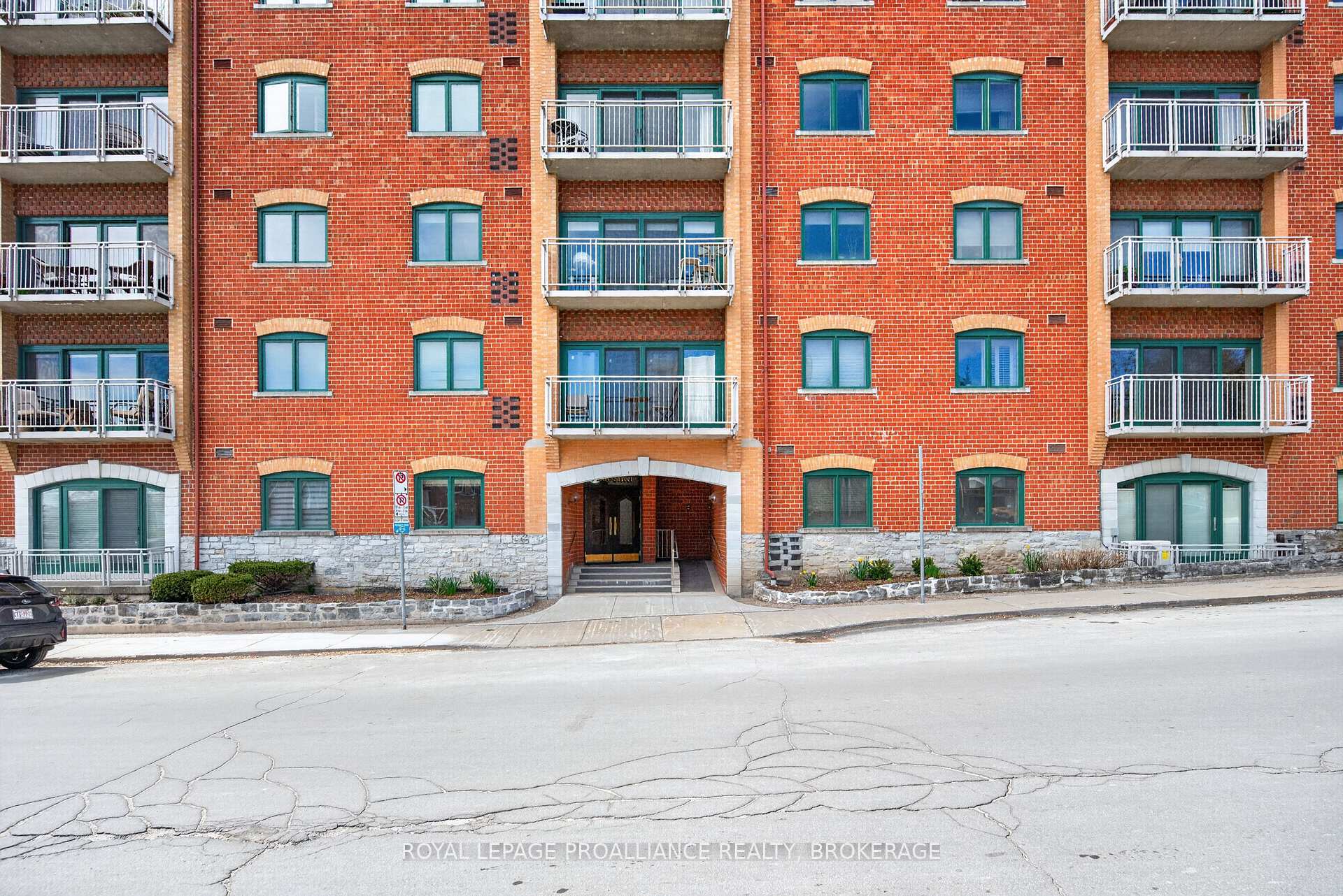 residential Property Image no.1