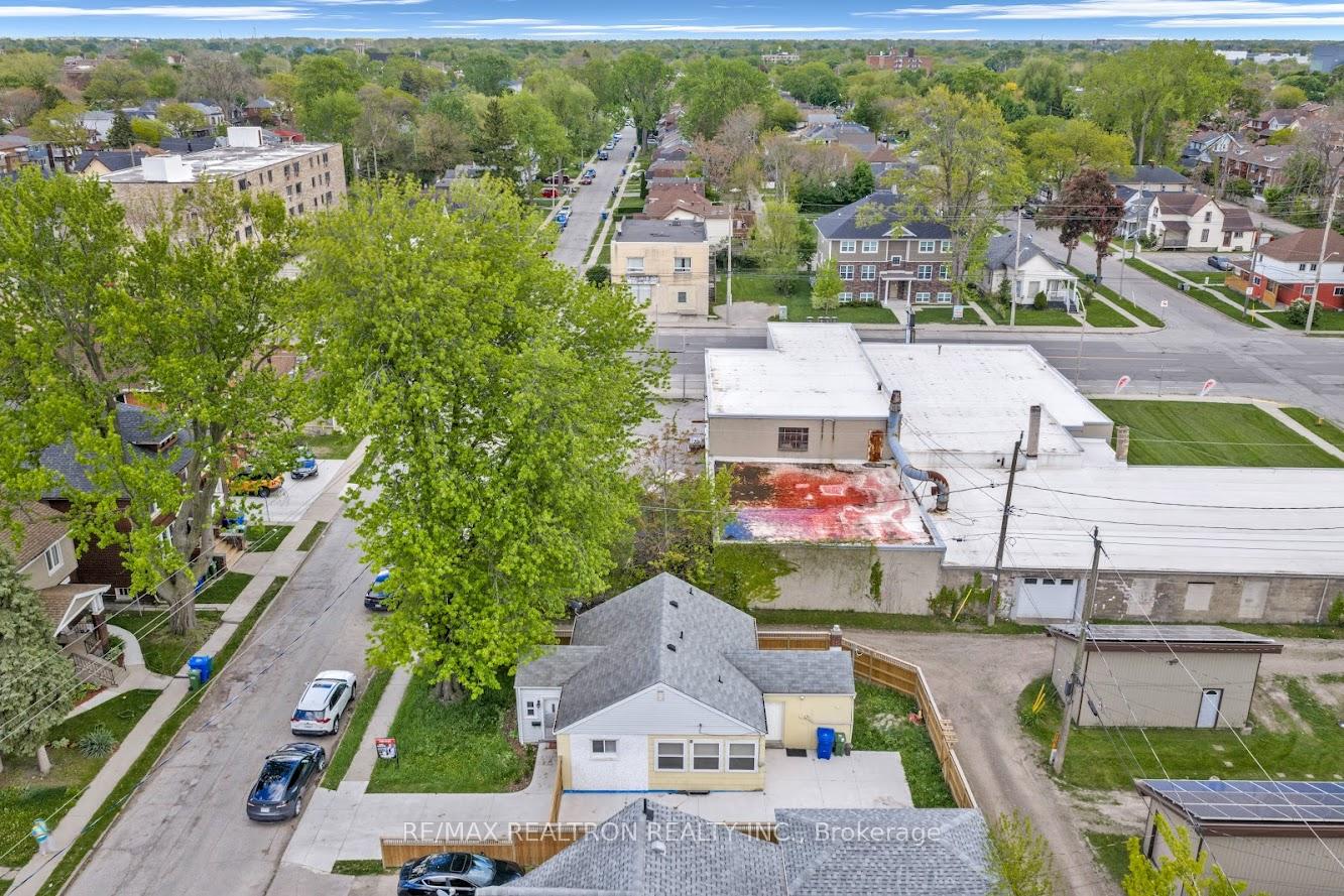 residential Property Image no.1