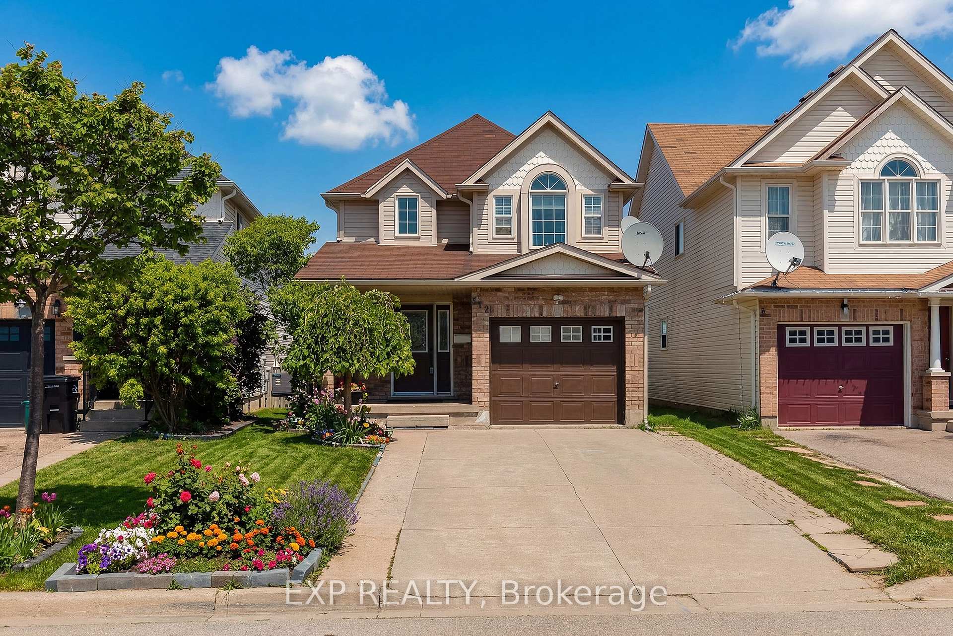512 Snowdrop Court, Kitchener, ON N2E 4G4