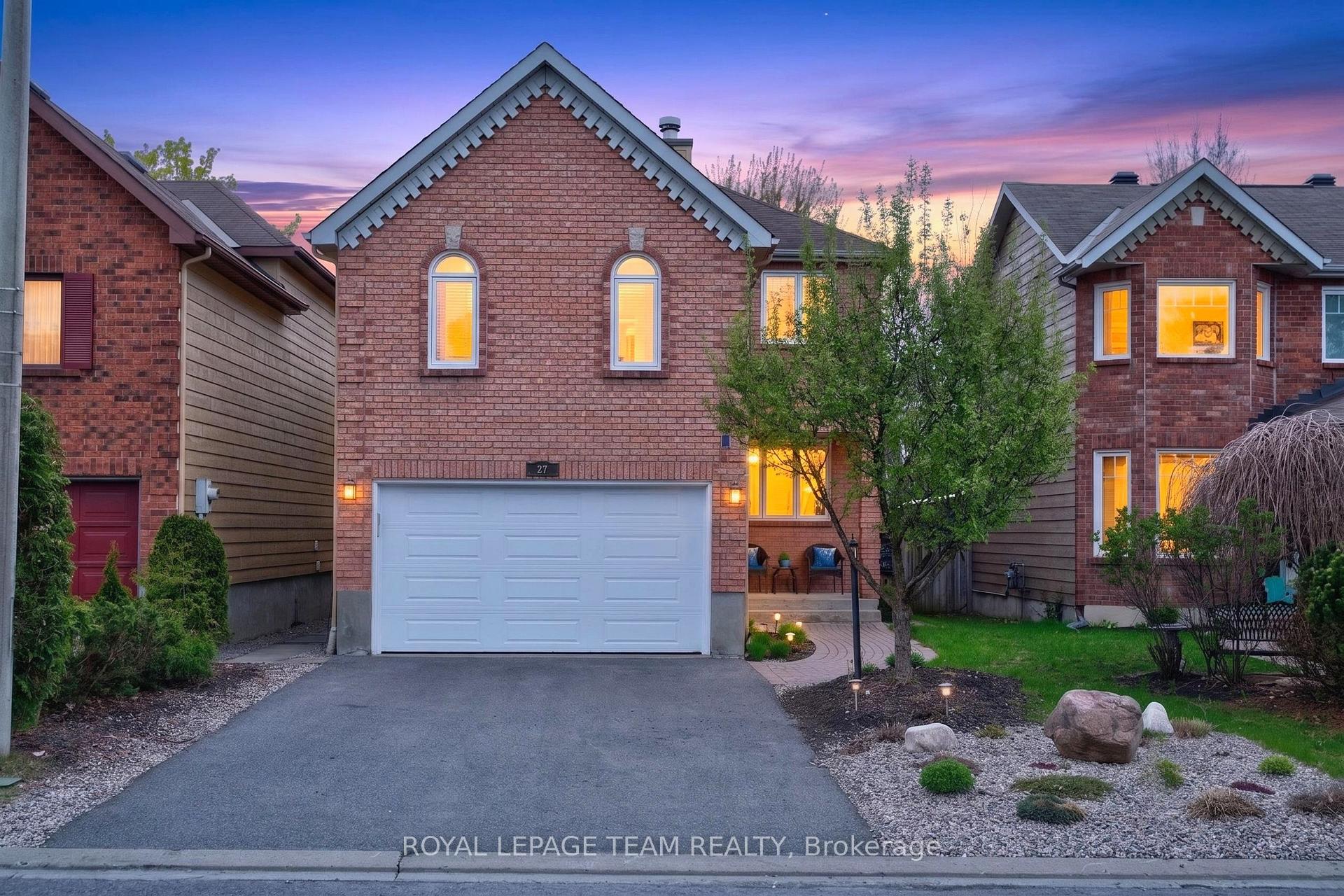27 Inwood Drive, Kanata — photo 3 of 5