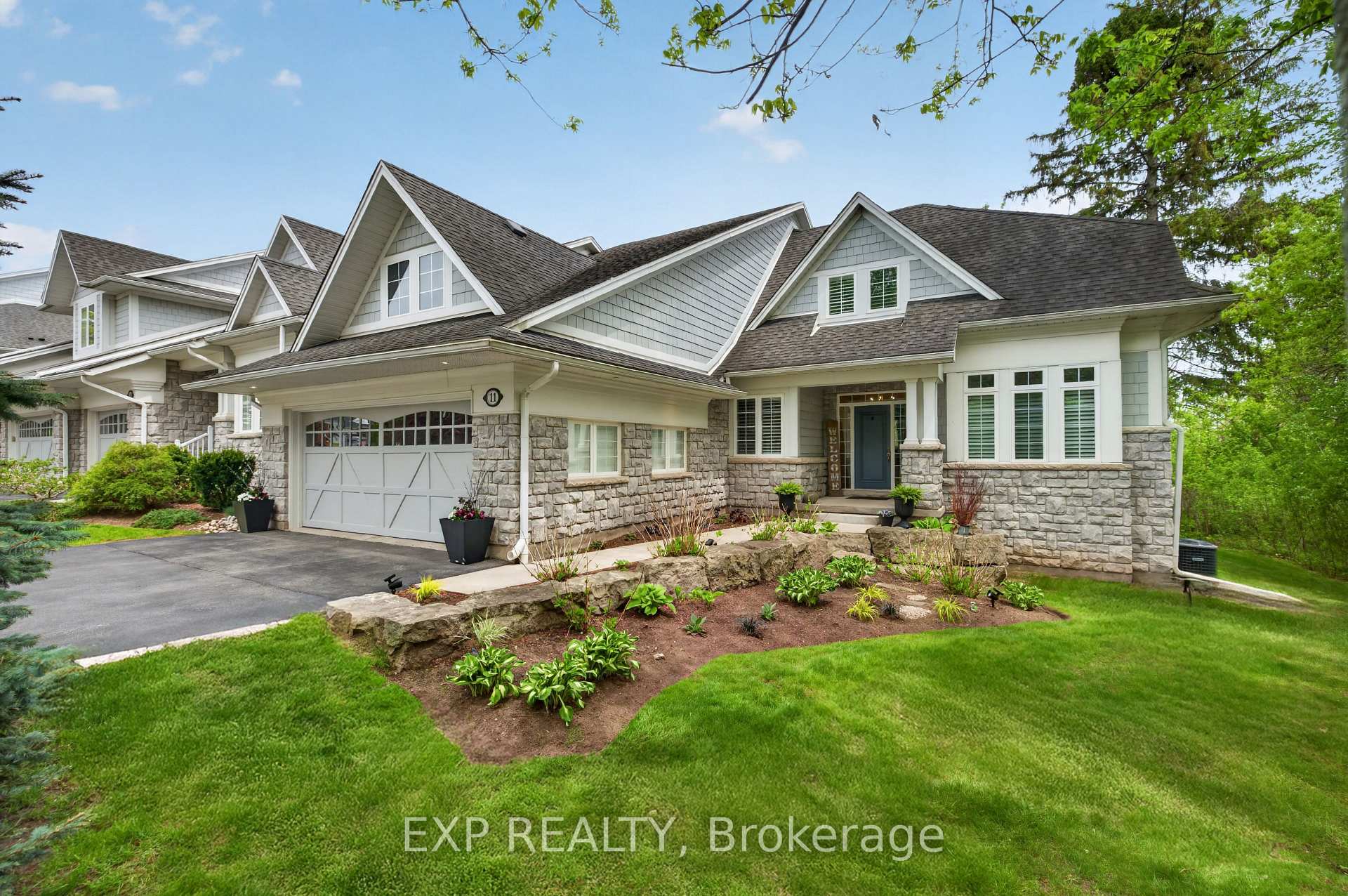 3 Sims Estate Place 11, Kitchener, ON N2A 0A5 — Kitchener, Ontario