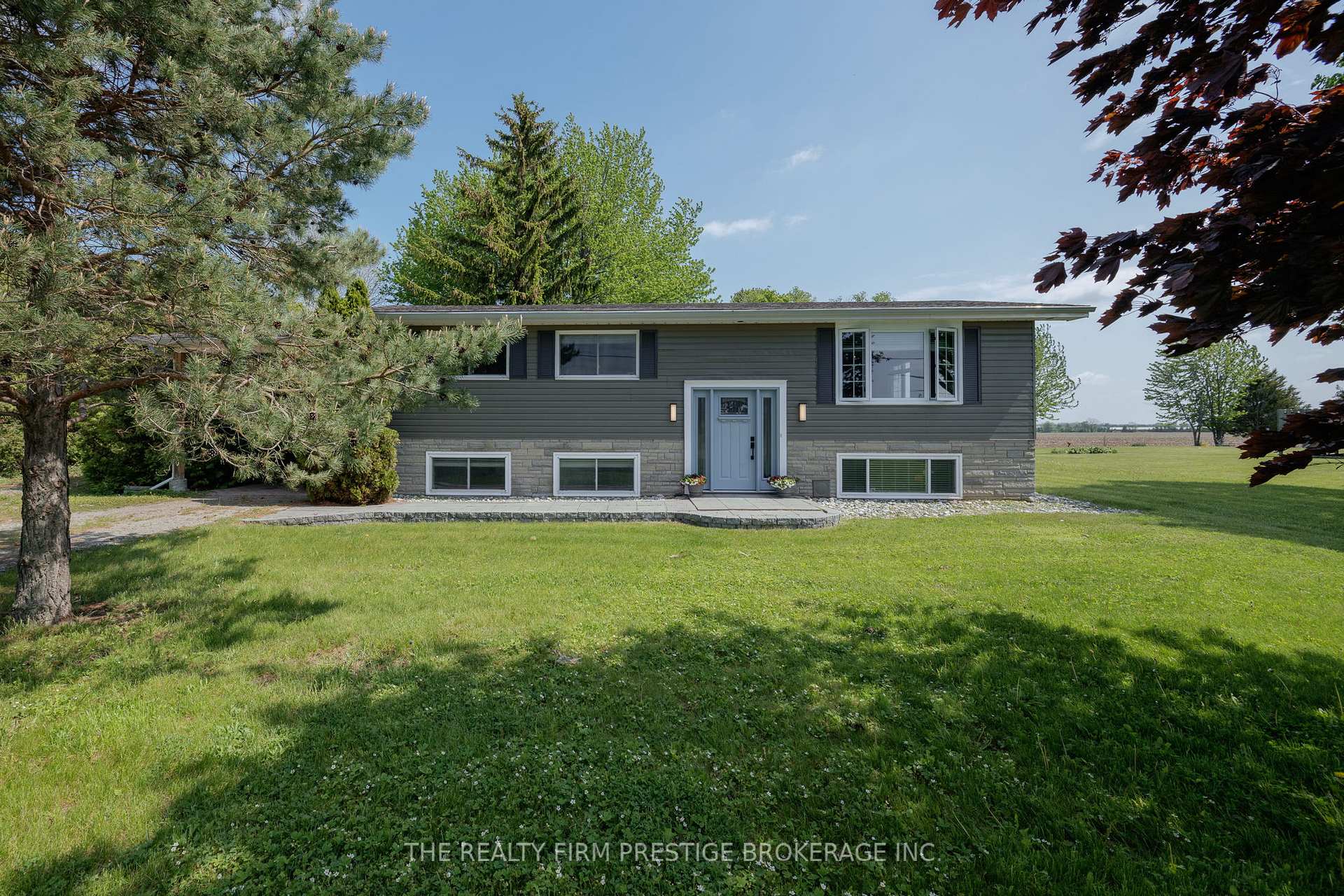 34420 Gore Road, South Huron — photo 3 of 5