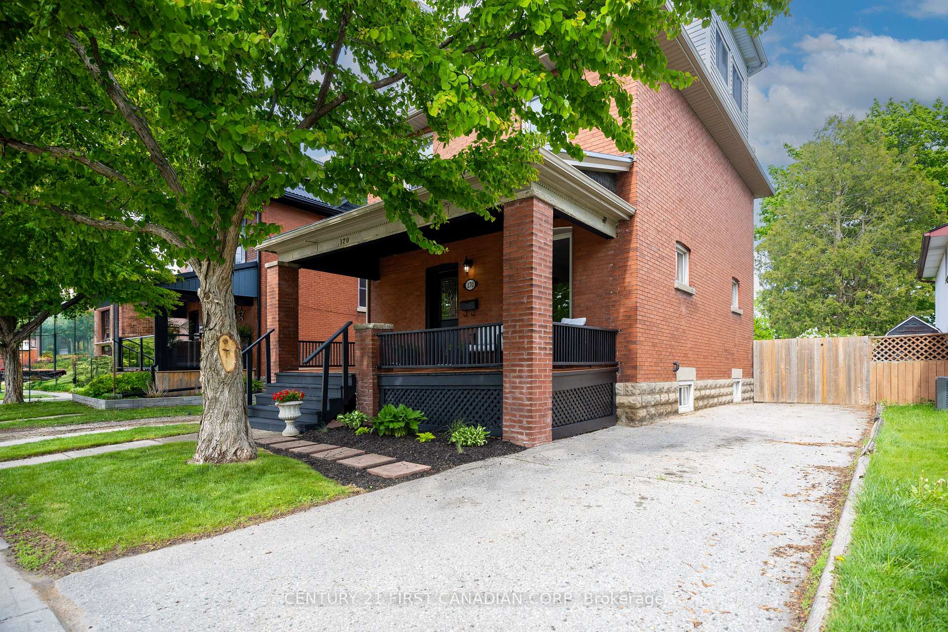 170 Wilson Avenue, St. Thomas, ON N5R 3R3 — St. Thomas, Ontario