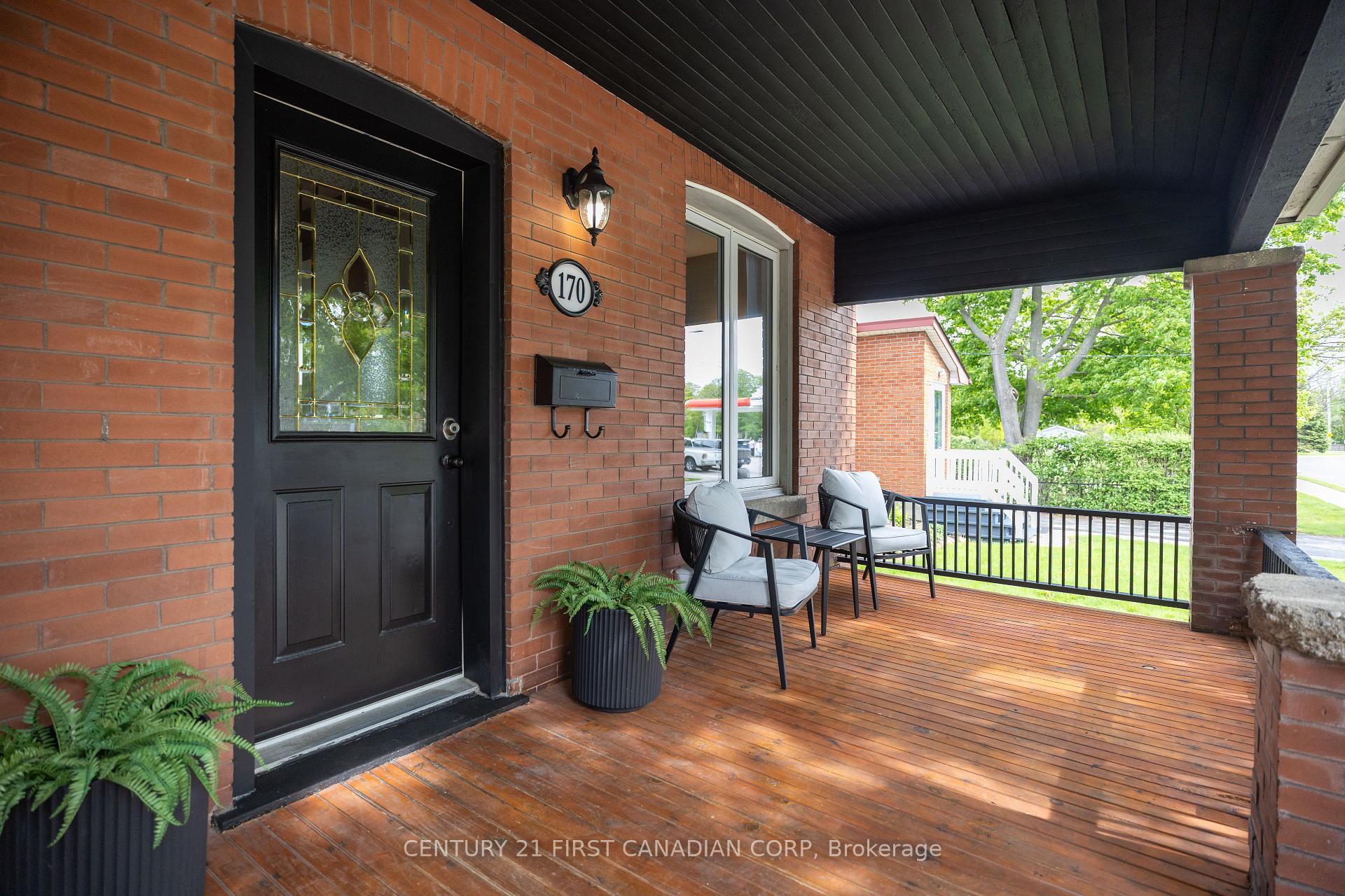 170 Wilson Avenue, St. Thomas — photo 3 of 5