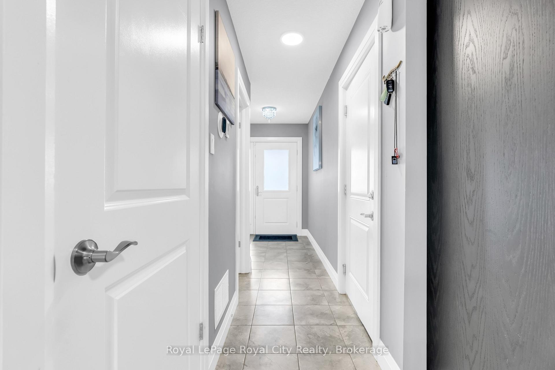 181 Halls Drive, Centre Wellington — photo 5 of 5