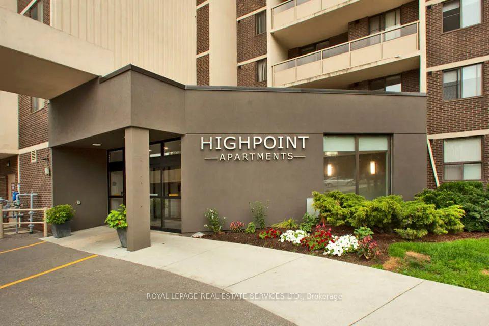 16 Cedarwoods Crescent 102, Kitchener — photo 2 of 5