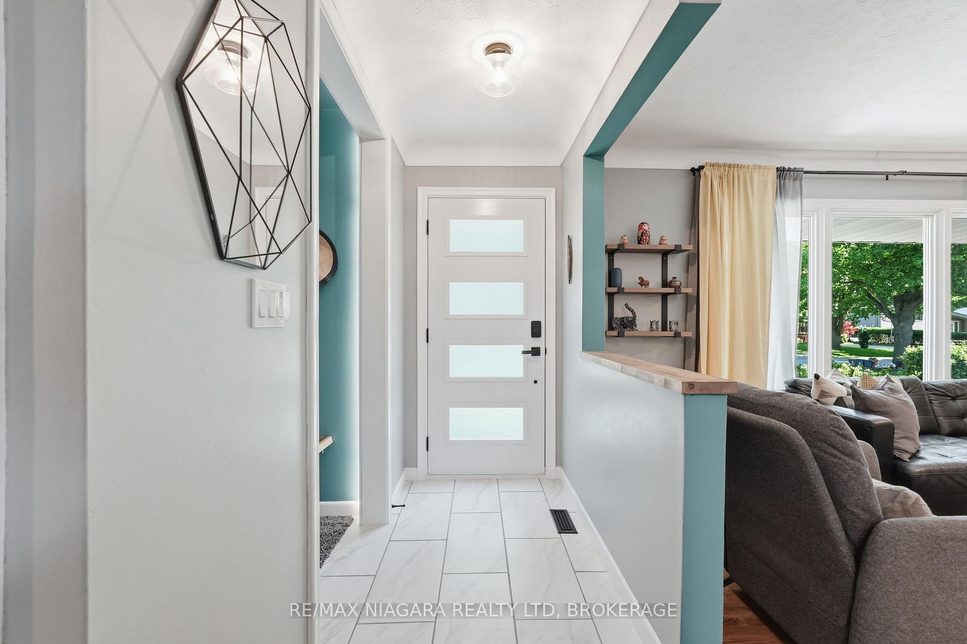 11 Brucedale Avenue, St. Catharines — photo 3 of 5