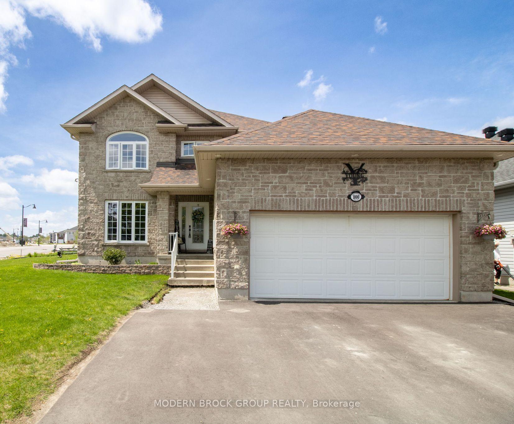 1000 Crestwood Drive, Brockville, ON K6V 7N1 — Brockville, Ontario