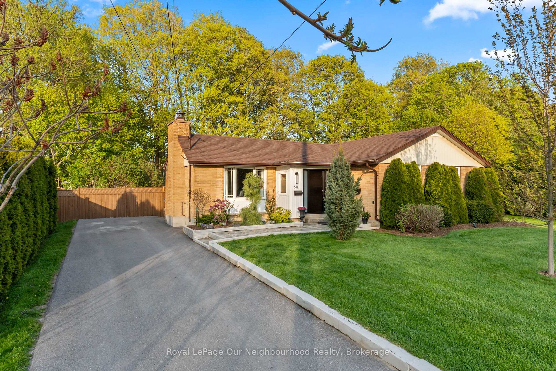 58 Hamilton Avenue, Cobourg — photo 4 of 5