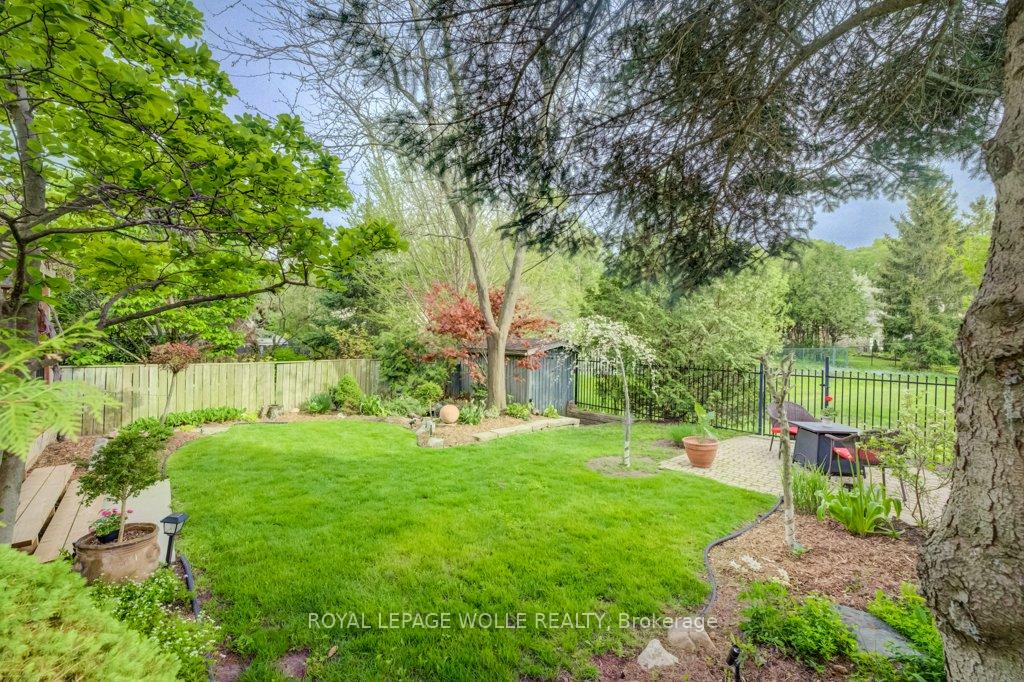 106 Parkland Crescent, Waterloo, ON N2N 1S4 — Waterloo, Ontario
