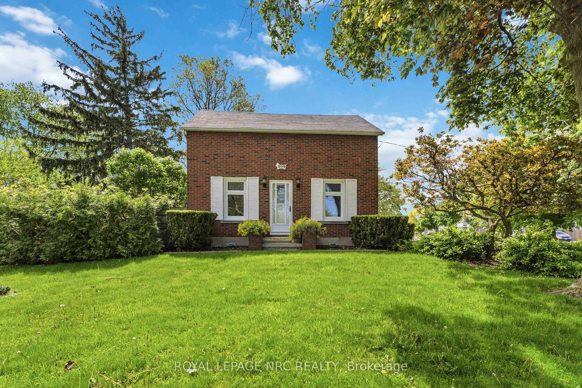304 Scott Street S, St. Catharines, ON L2N 1J5 — St. Catharines, Ontario