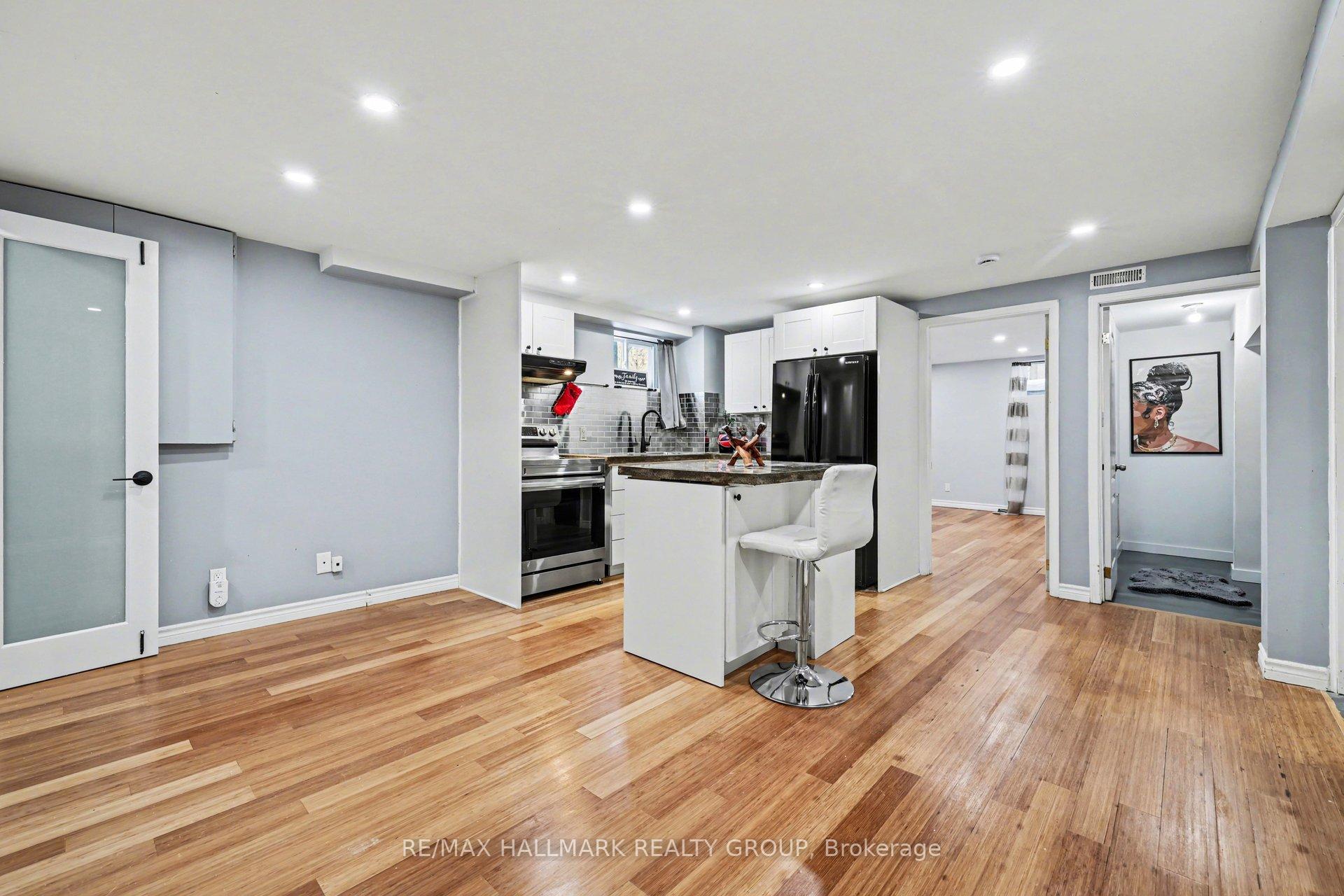 1307 Vancouver Avenue B, Hunt Club - South Keys and Area — photo 5 of 5