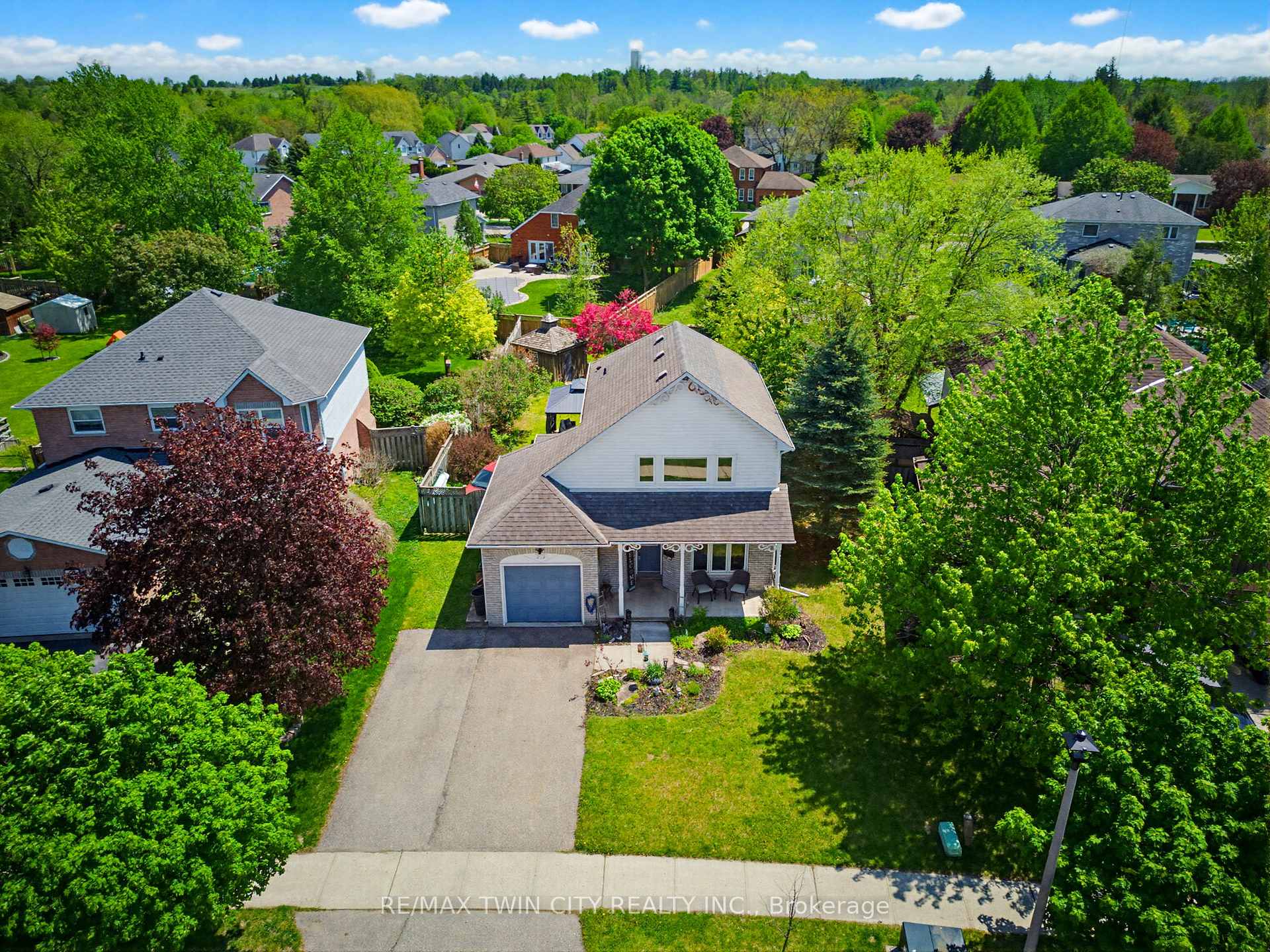 219 Inglis Street, North Dumfries, ON N0B 1E0 — North Dumfries, Ontario