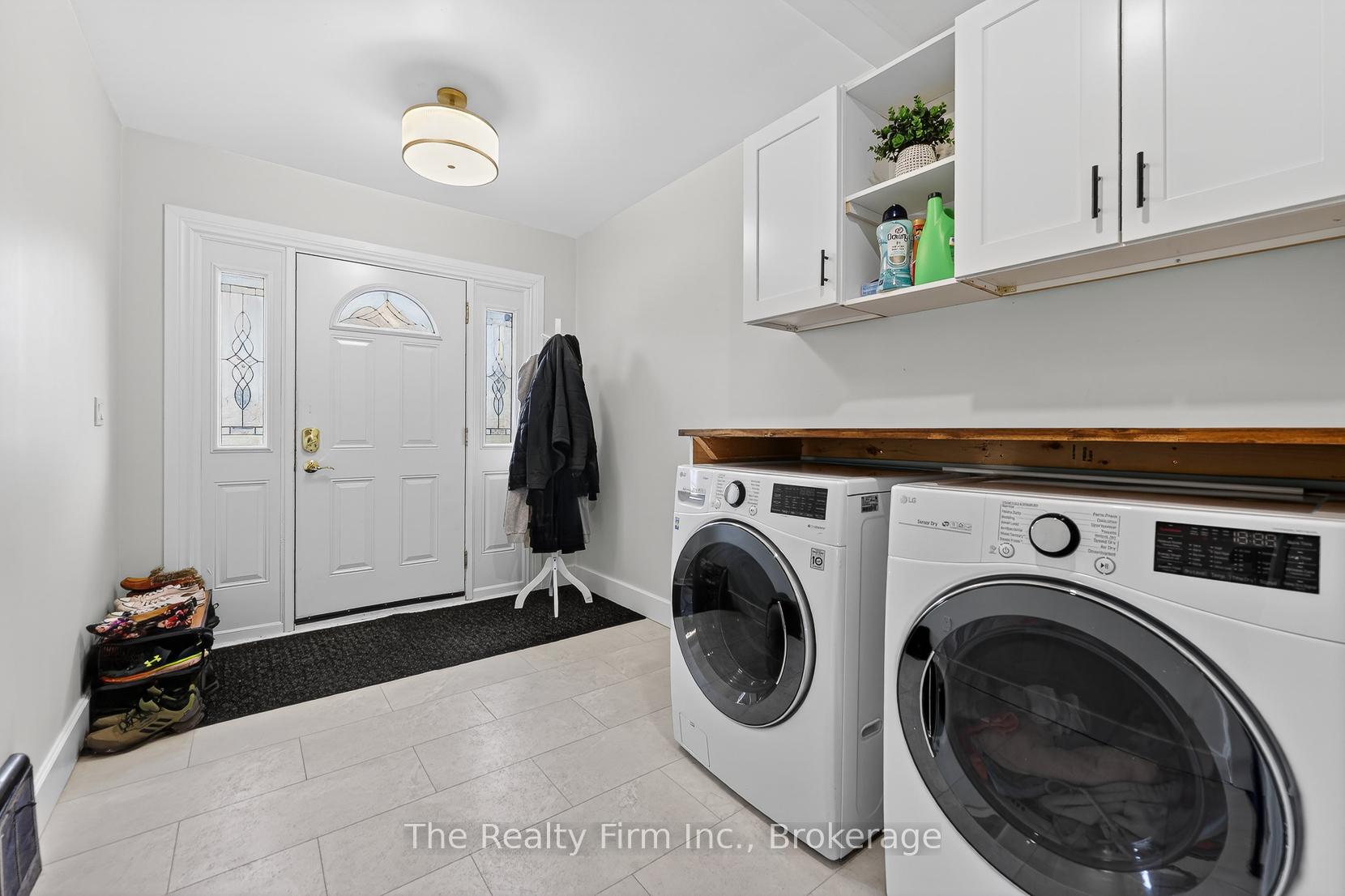 105 King Street E, Ingersoll — photo 5 of 5