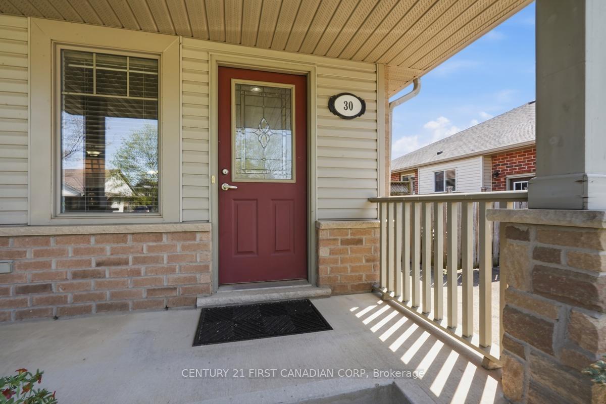 30 Pear Tree Avenue, St. Thomas — photo 5 of 5