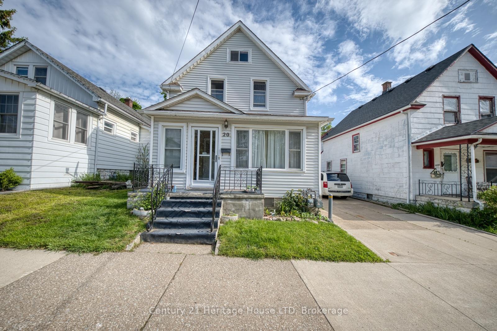 20 Dufferin Street, Fort Erie, ON L2A 2T5 — Fort Erie, Ontario