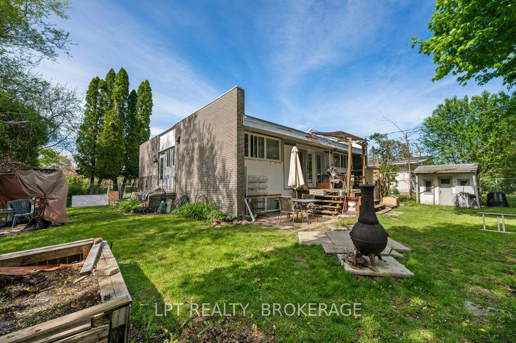 3 Holland Crescent, Kingston — photo 2 of 5