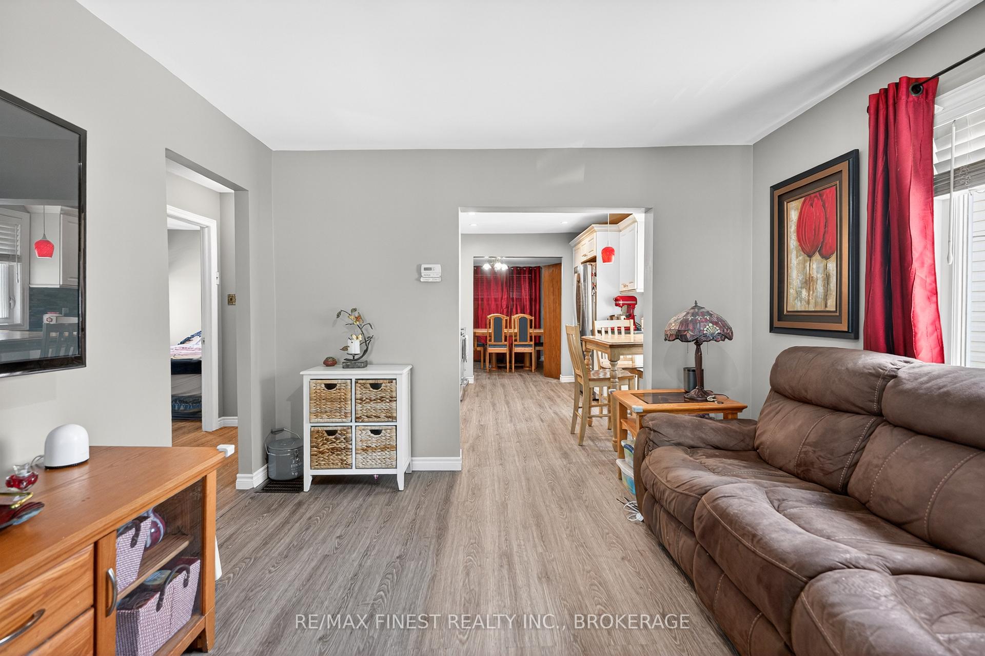 611 Alfred Street, Kingston — photo 5 of 5