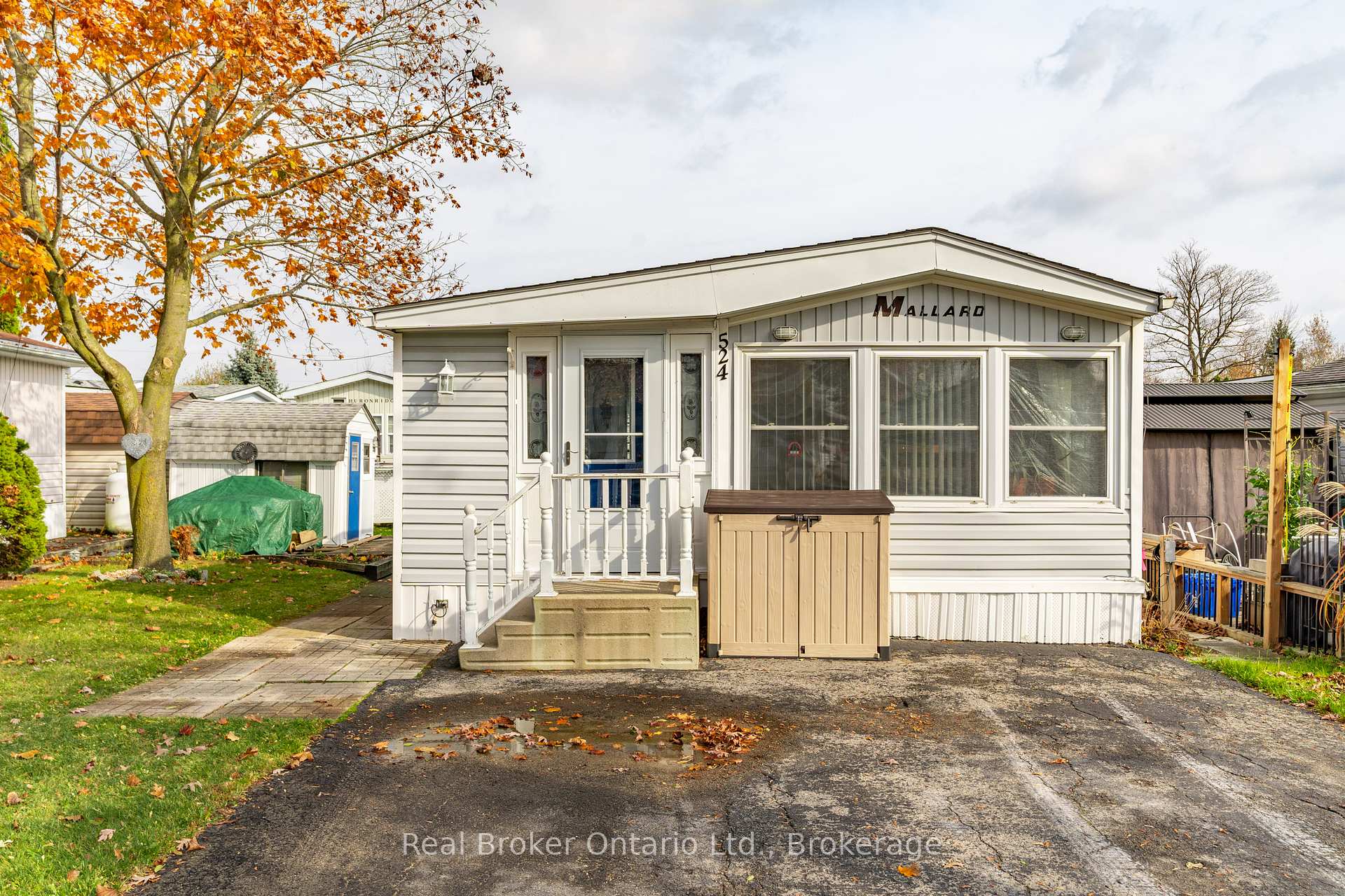 524 POPLAR Place, Centre Wellington — photo 4 of 5