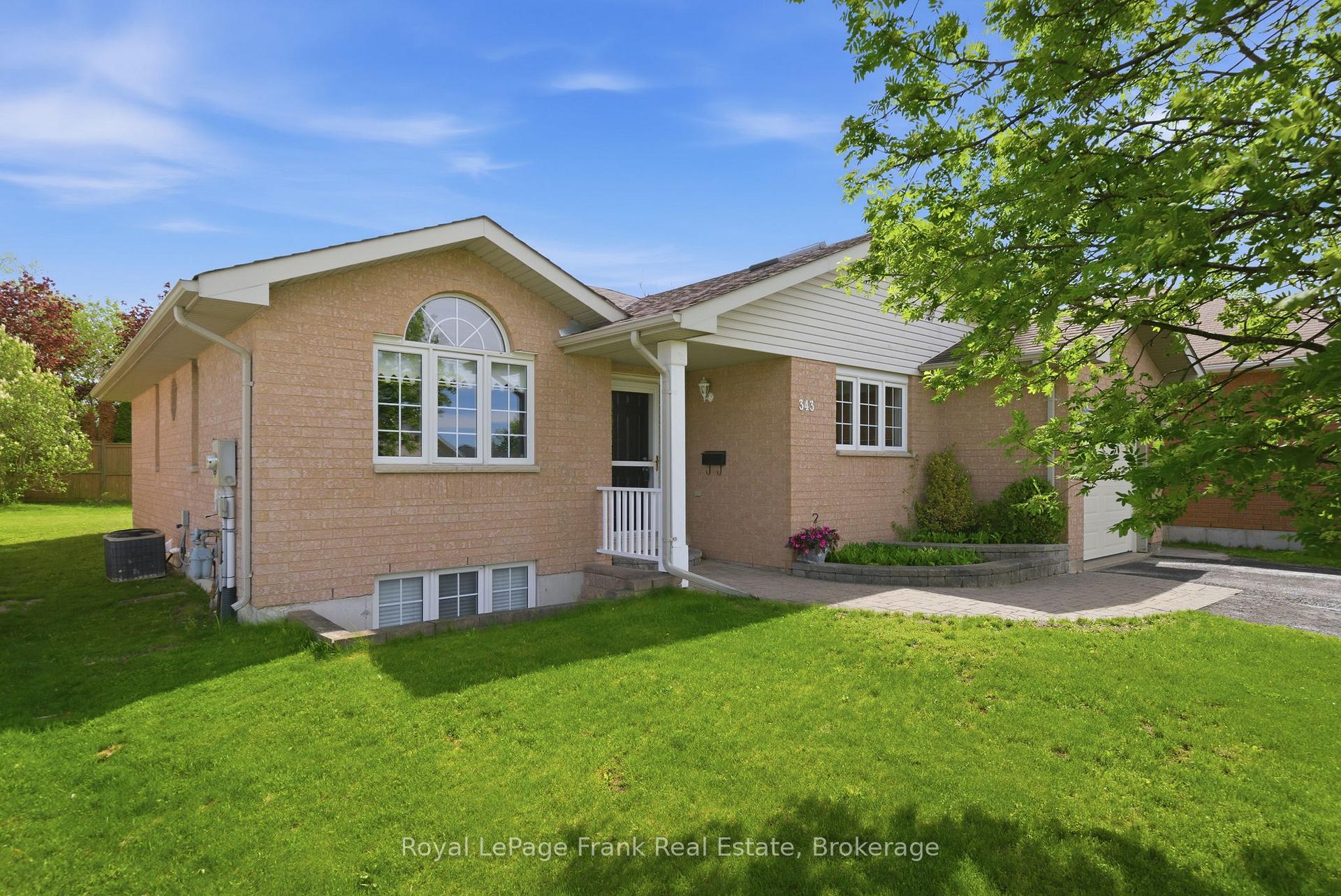 343 Mary Street W, Kawartha Lakes — photo 3 of 5