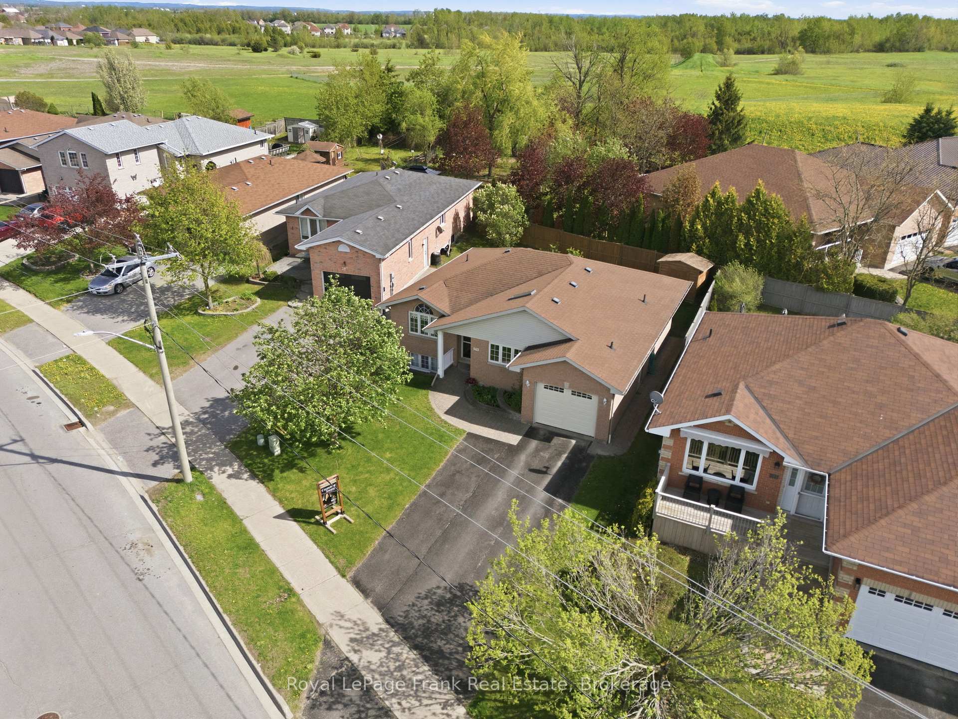 343 Mary Street W, Kawartha Lakes — photo 4 of 5