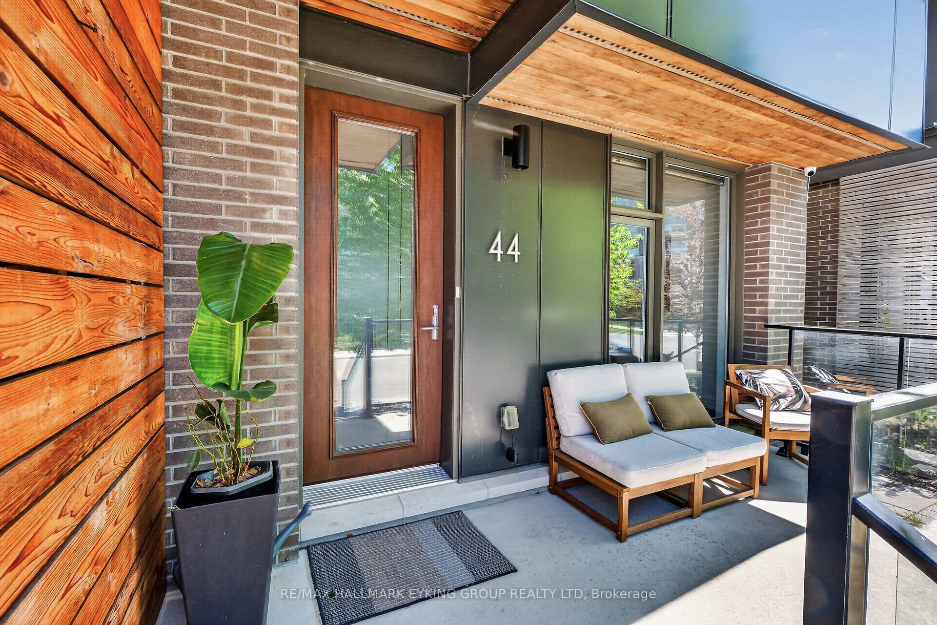 44 Telmon Street, Glebe - Ottawa East and Area — photo 5 of 5