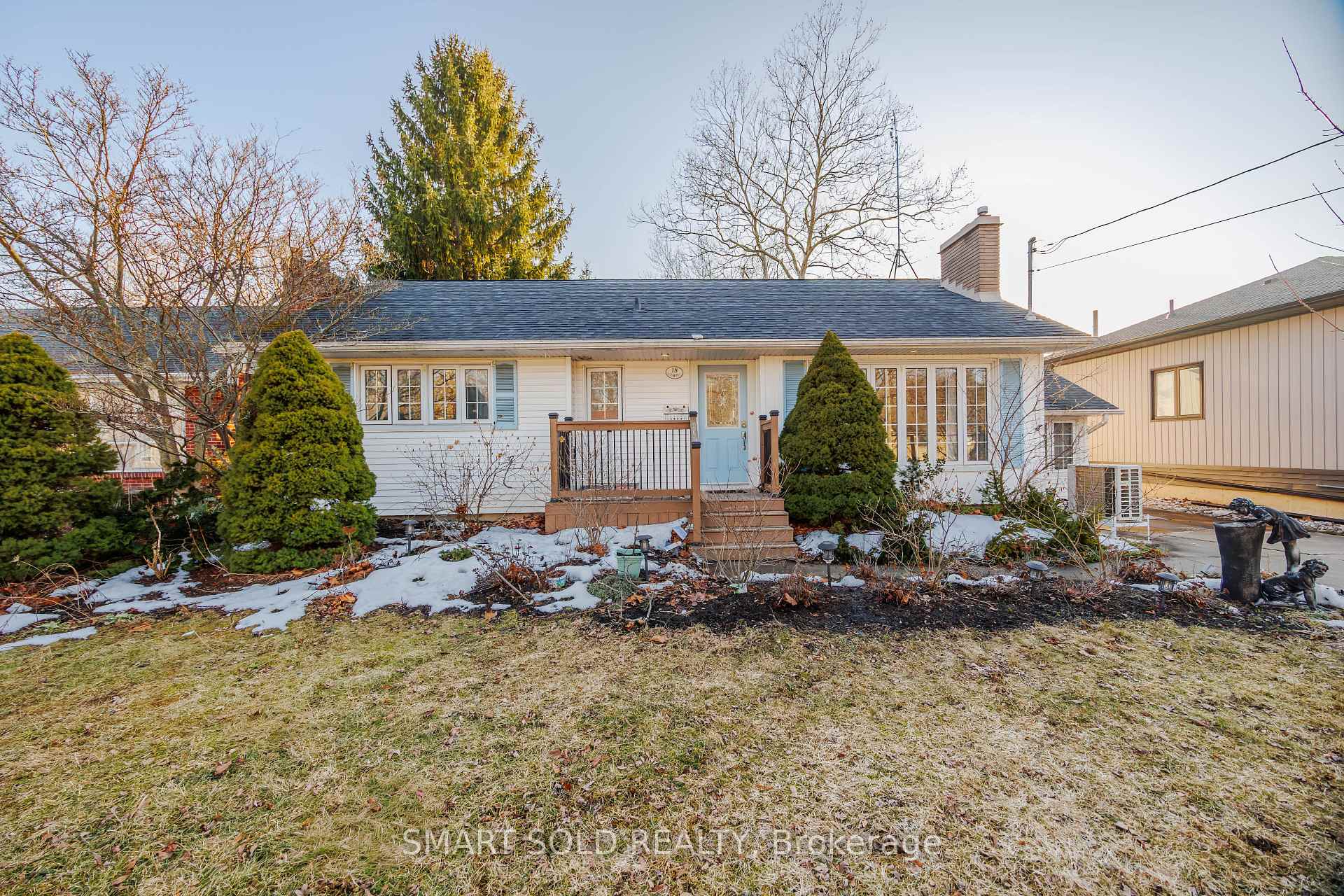 18 Marlene Drive, St. Catharines — photo 3 of 5