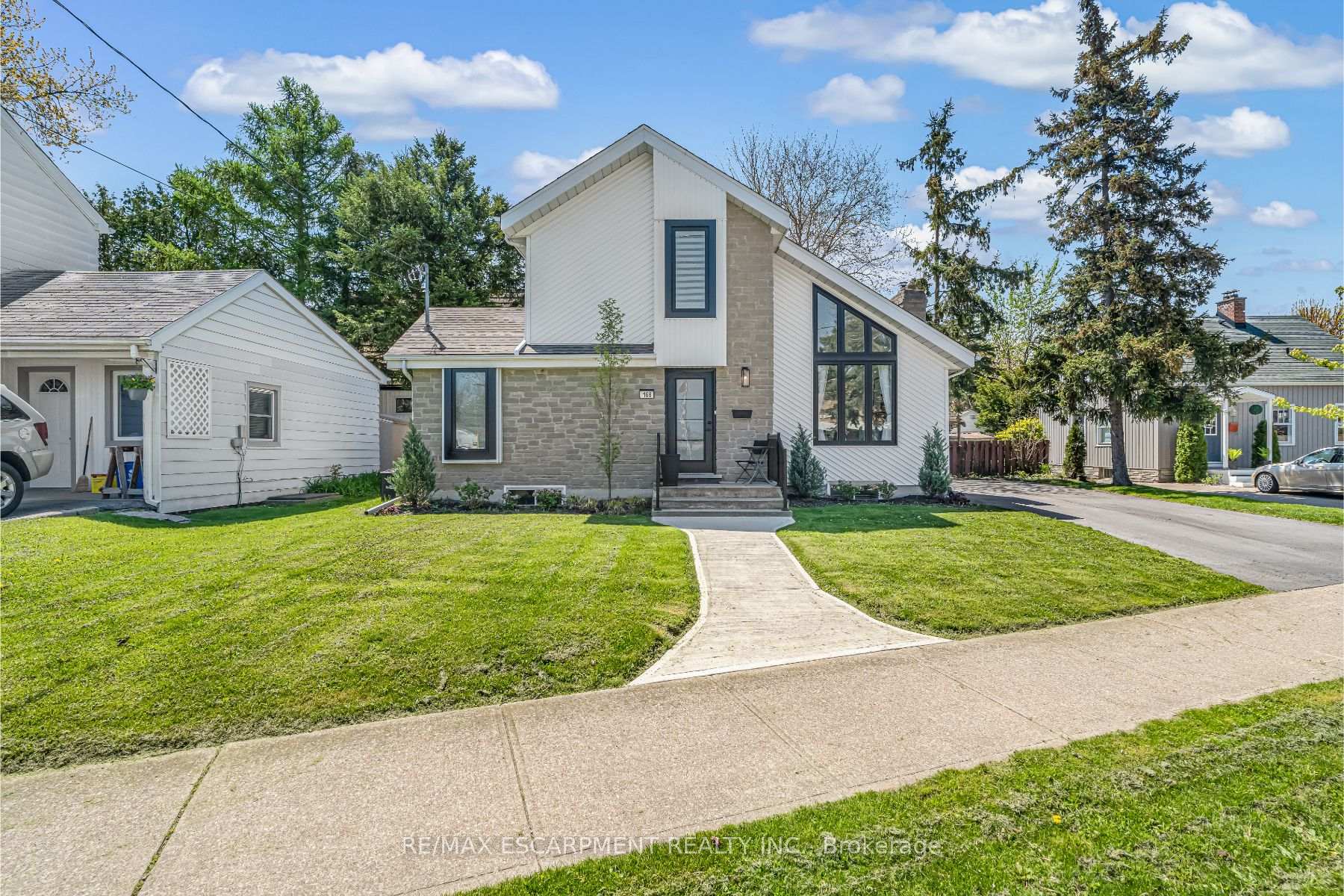 168 Carlton Street, St. Catharines, ON L2R 1S2 — St. Catharines, Ontario