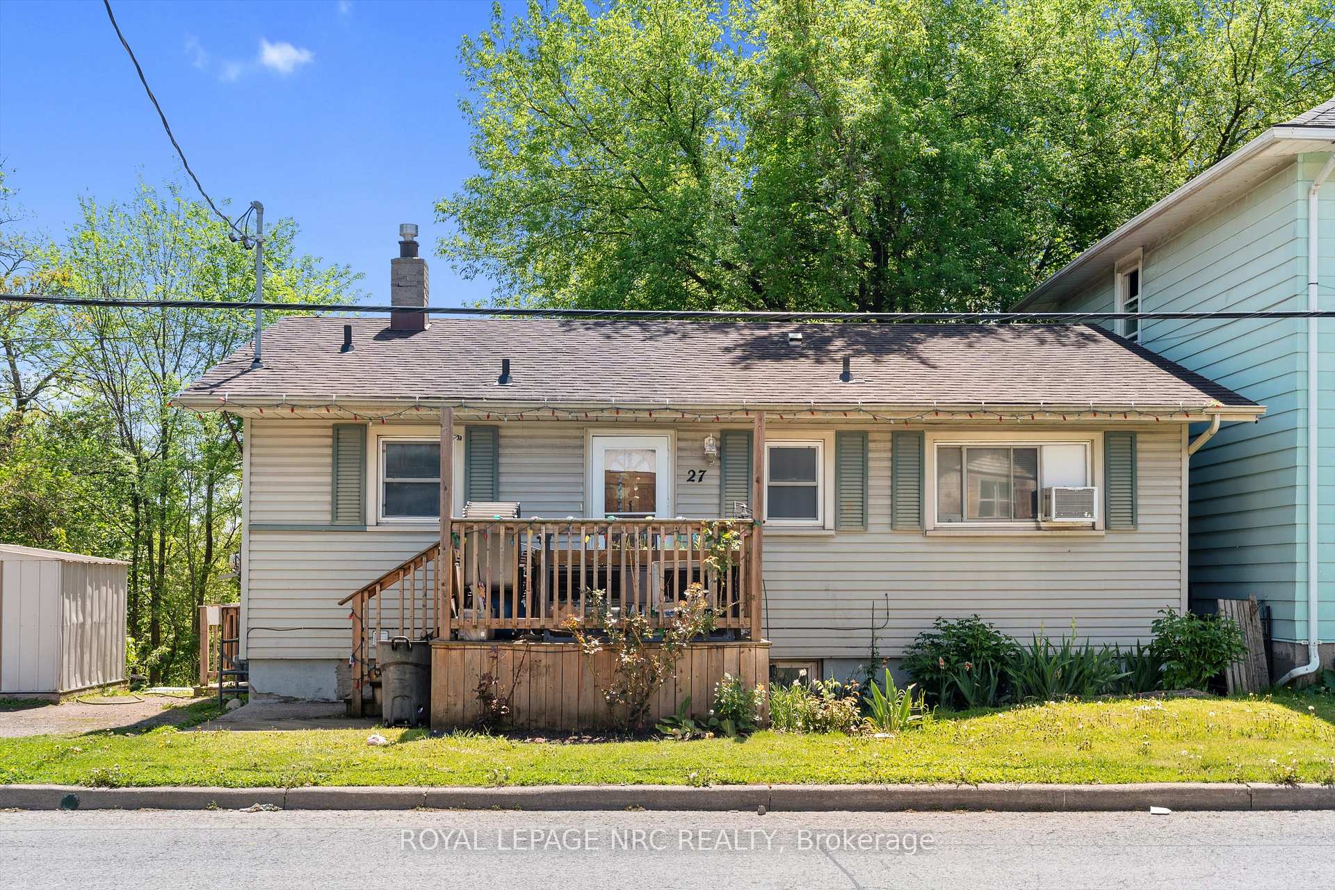 27 Gale Crescent, St. Catharines, ON L2R 3K8 — St. Catharines, Ontario
