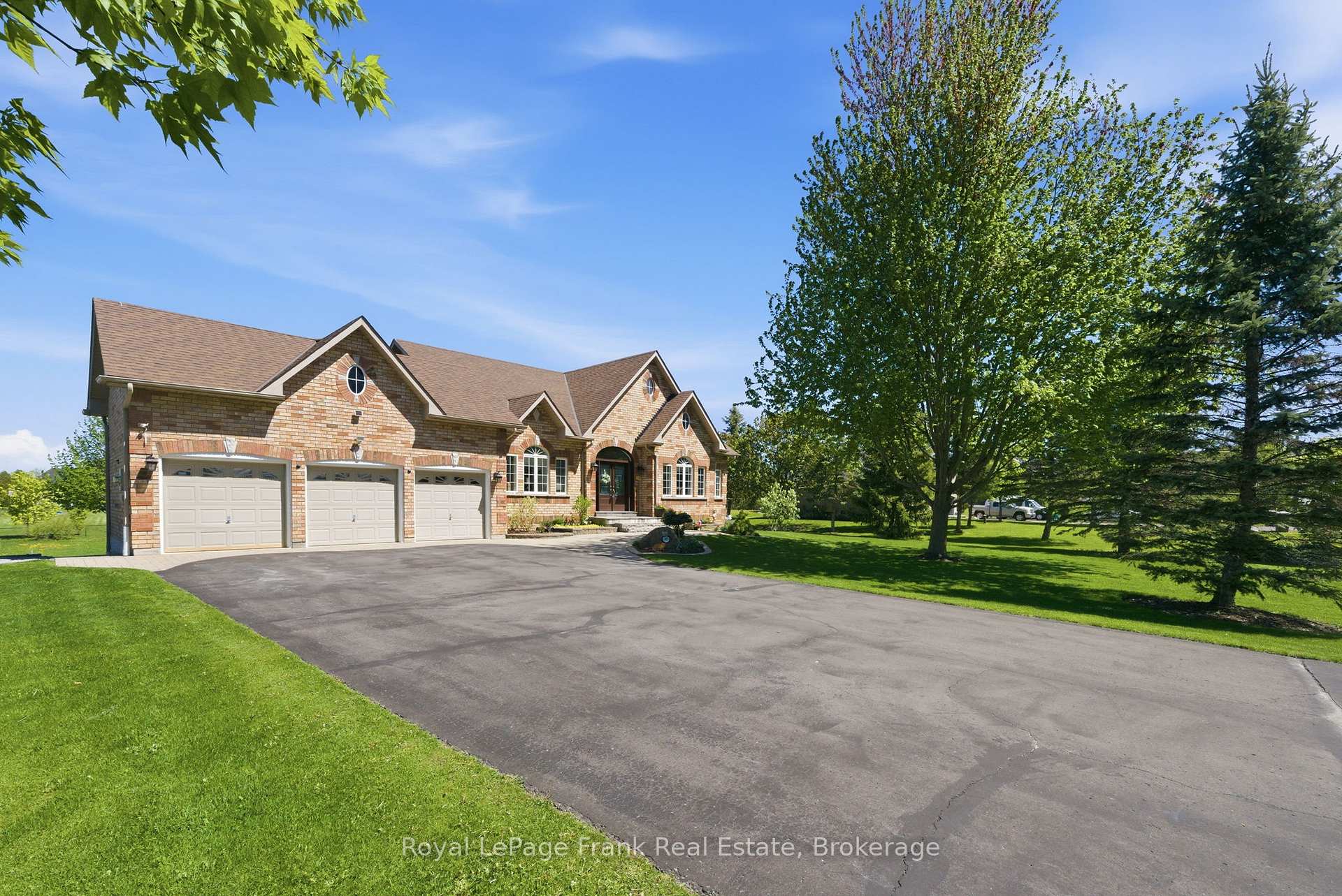 197 McGill Drive, Kawartha Lakes — photo 4 of 5