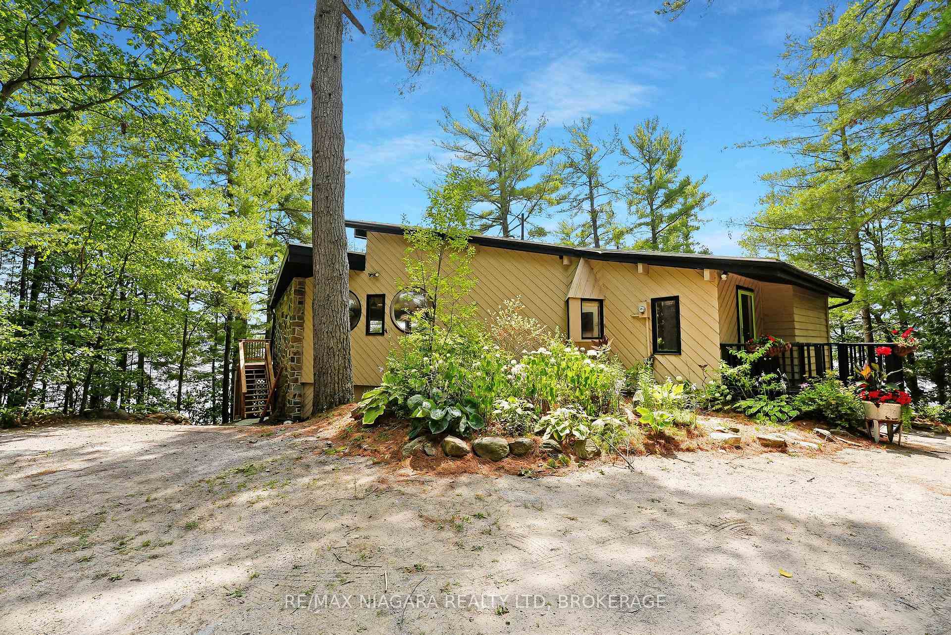 1009 Mercedes Drive N, Minden Hills — photo 4 of 5