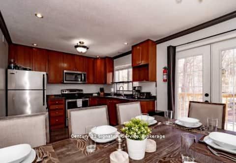 879 Stephenson Road E, Huntsville — photo 4 of 5