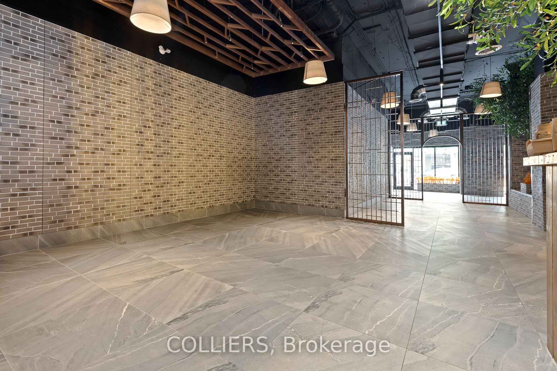 99 Rideau Street, Lower Town - Sandy Hill — photo 2 of 5