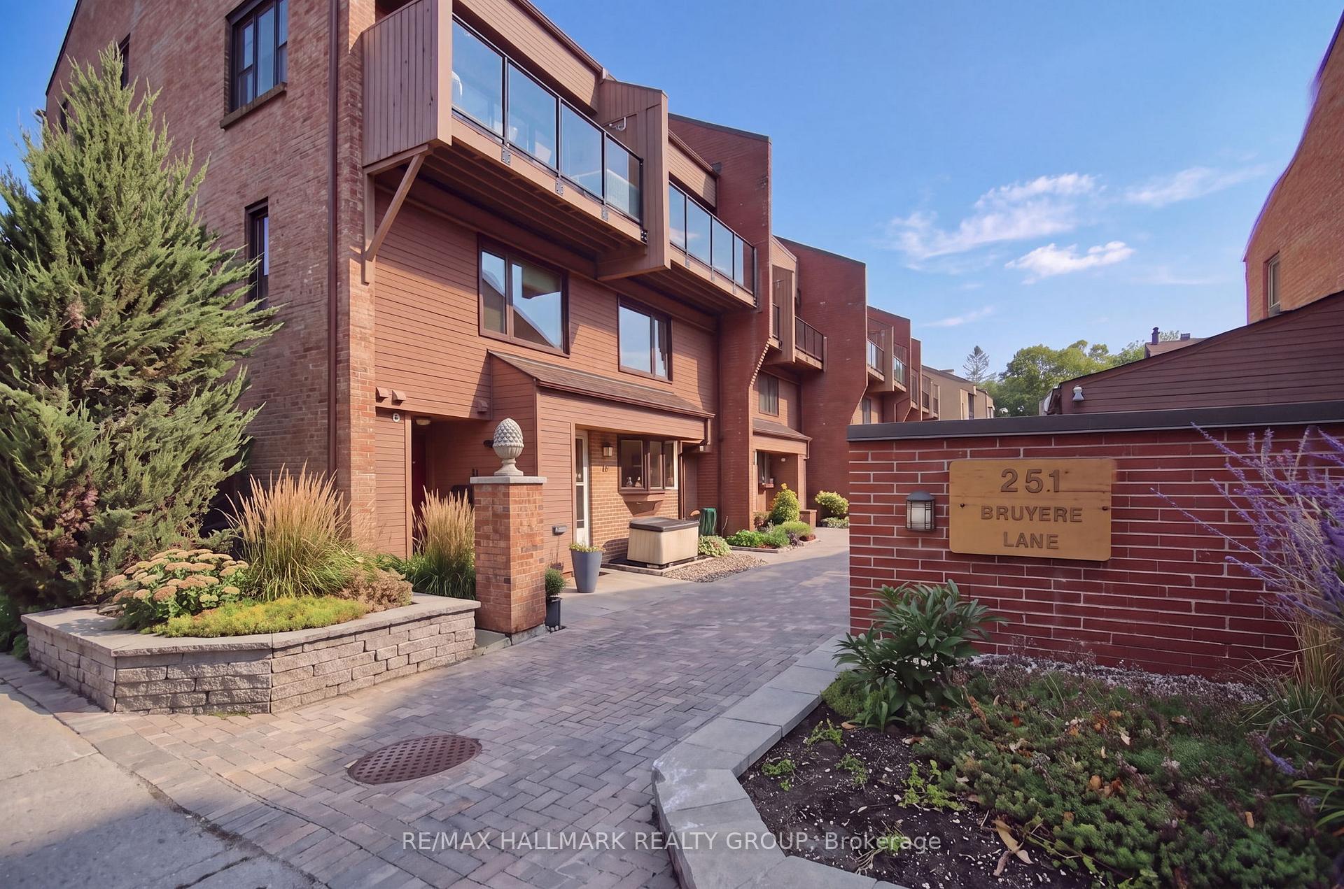251 Bruyere Street 12, Lower Town - Sandy Hill, ON K1N 5E5 — Lower Town - Sandy Hill, Ontario