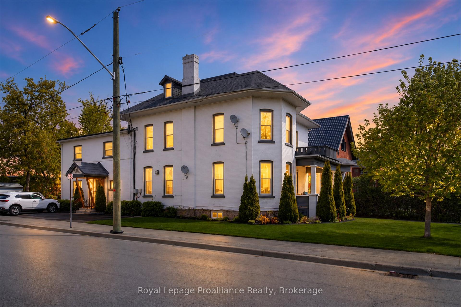 70 Wellington Street, Kawartha Lakes, ON K9V 3N7 — Kawartha Lakes, Ontario