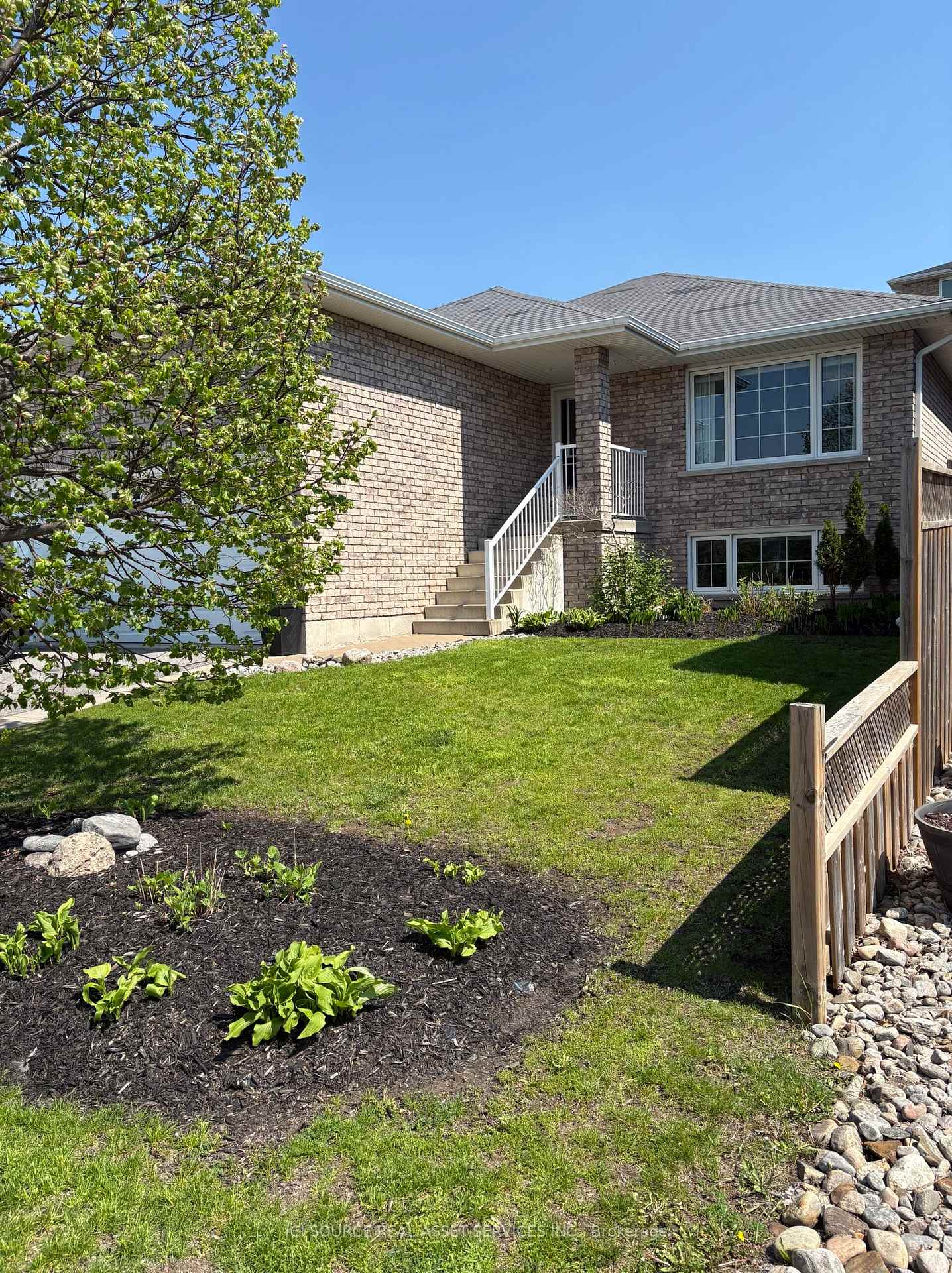 401 Bianco Crescent, Peterborough, ON K9K 0A3 — Peterborough, Ontario