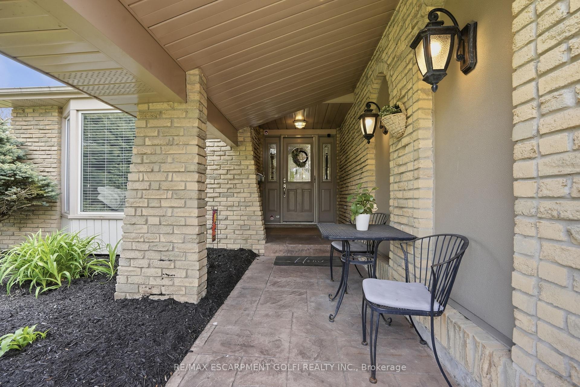1 OAKMEADOW Place, St. Catharines — photo 5 of 5