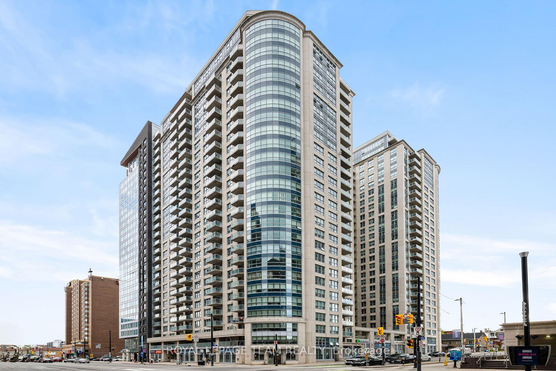 242 Rideau Street 2406, Lower Town - Sandy Hill, ON K1N 0B7 — Lower Town - Sandy Hill, Ontario