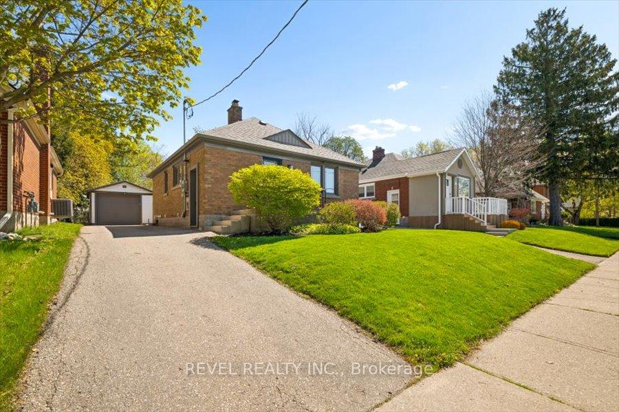 256 Bowman Street, Waterloo — photo 5 of 5