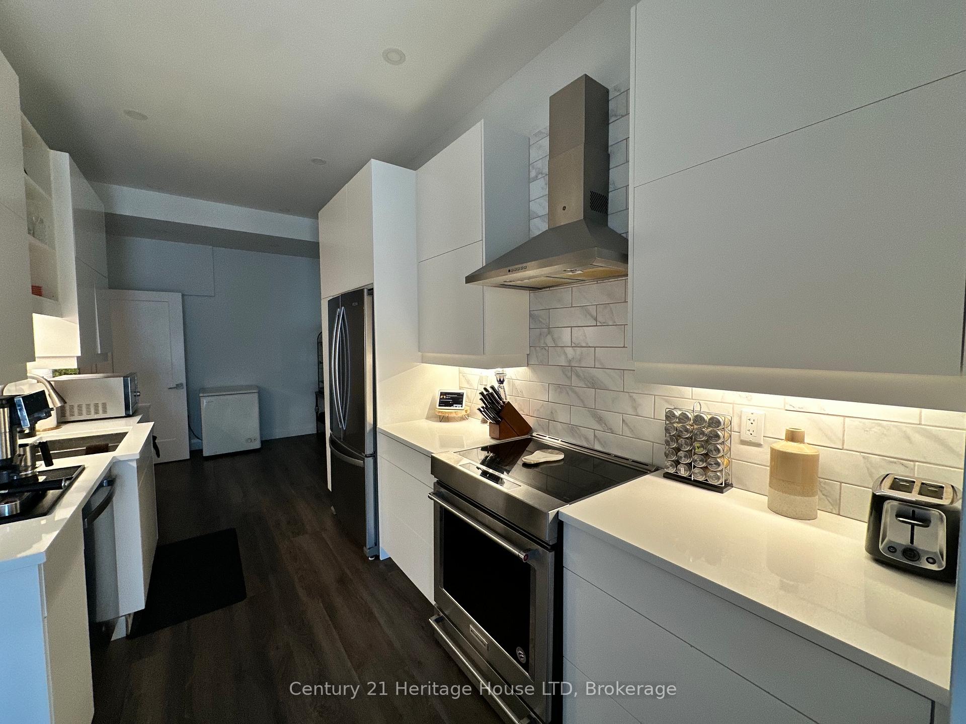 591 Niagara Boulevard 9, Fort Erie — photo 2 of 5