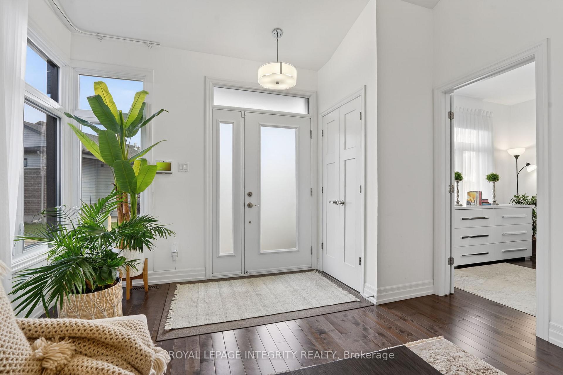 53 Solara Private, Clarence-Rockland — photo 2 of 5