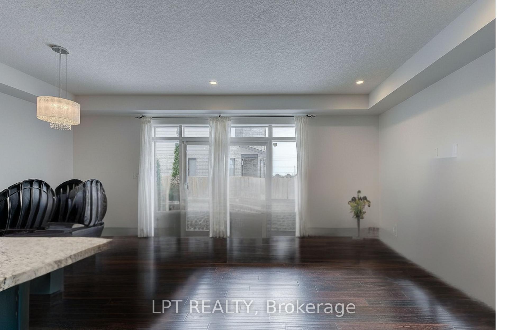 795 Freeport Street, London North — photo 5 of 5