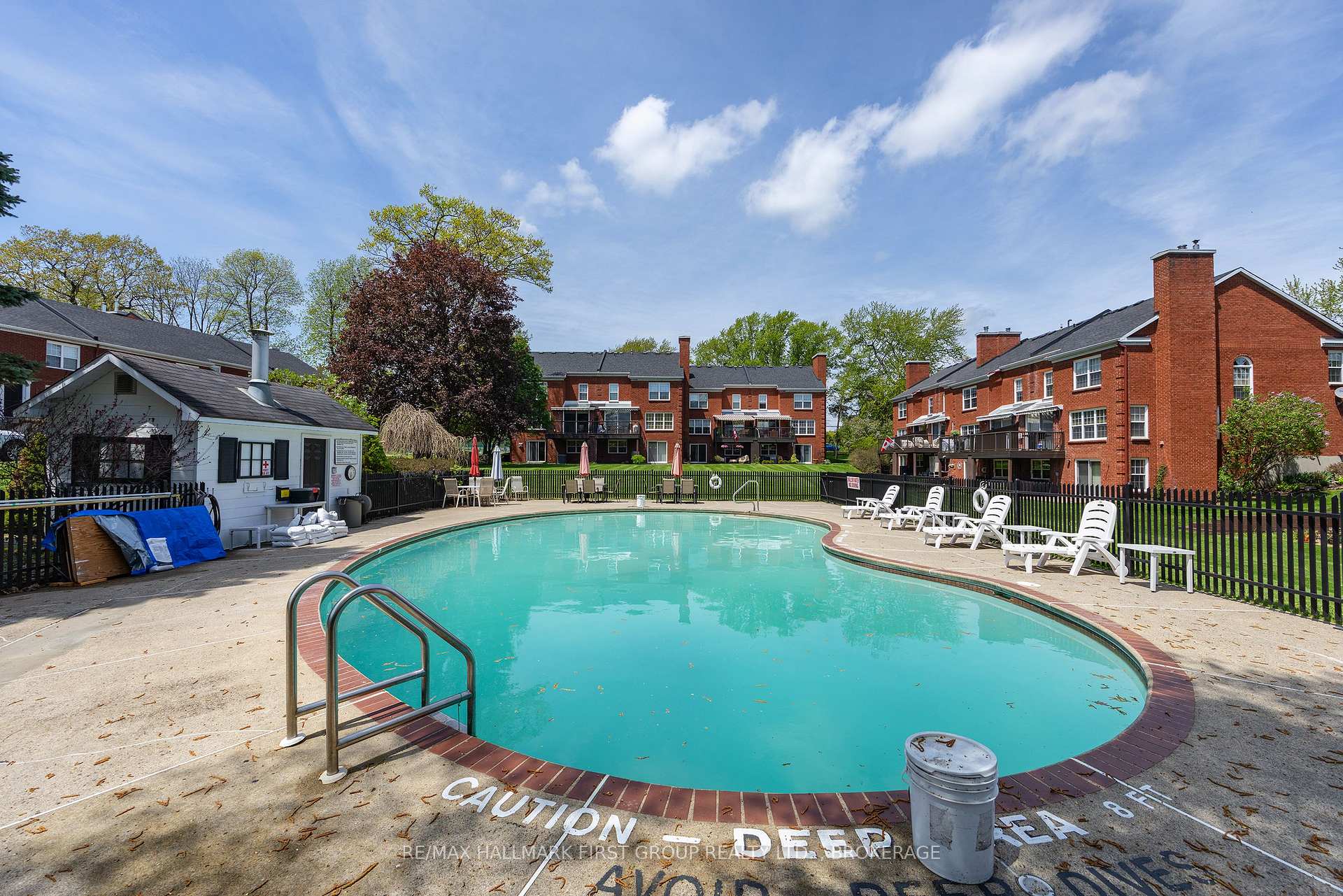 15 Country Club Place, Brockville — photo 3 of 5