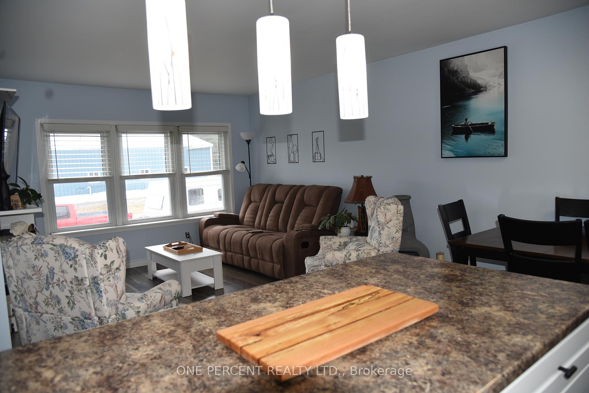 31 Prince Street, Minden Hills — photo 5 of 5