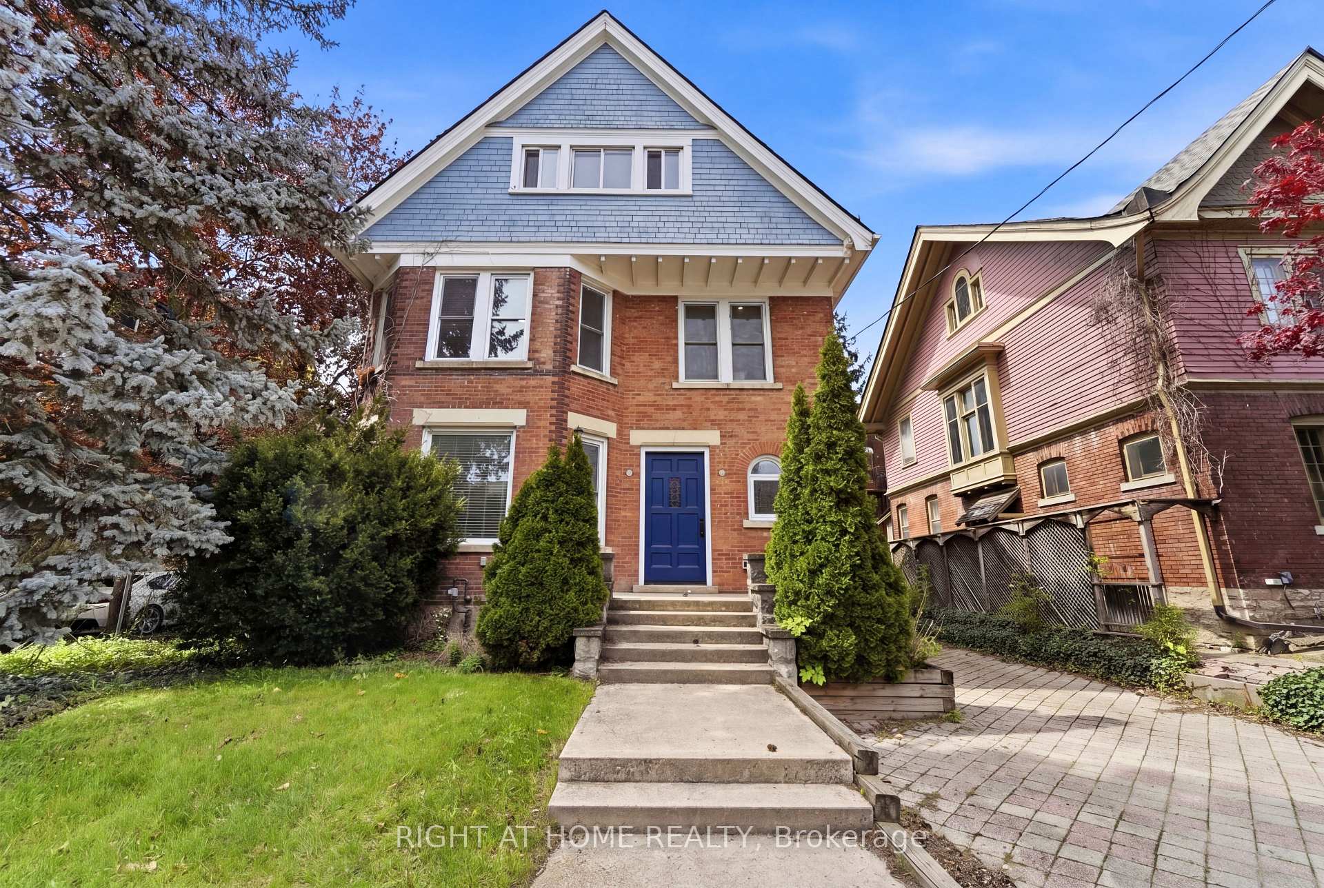 8 College Street, St. Catharines, ON L2R 2W7 — St. Catharines, Ontario